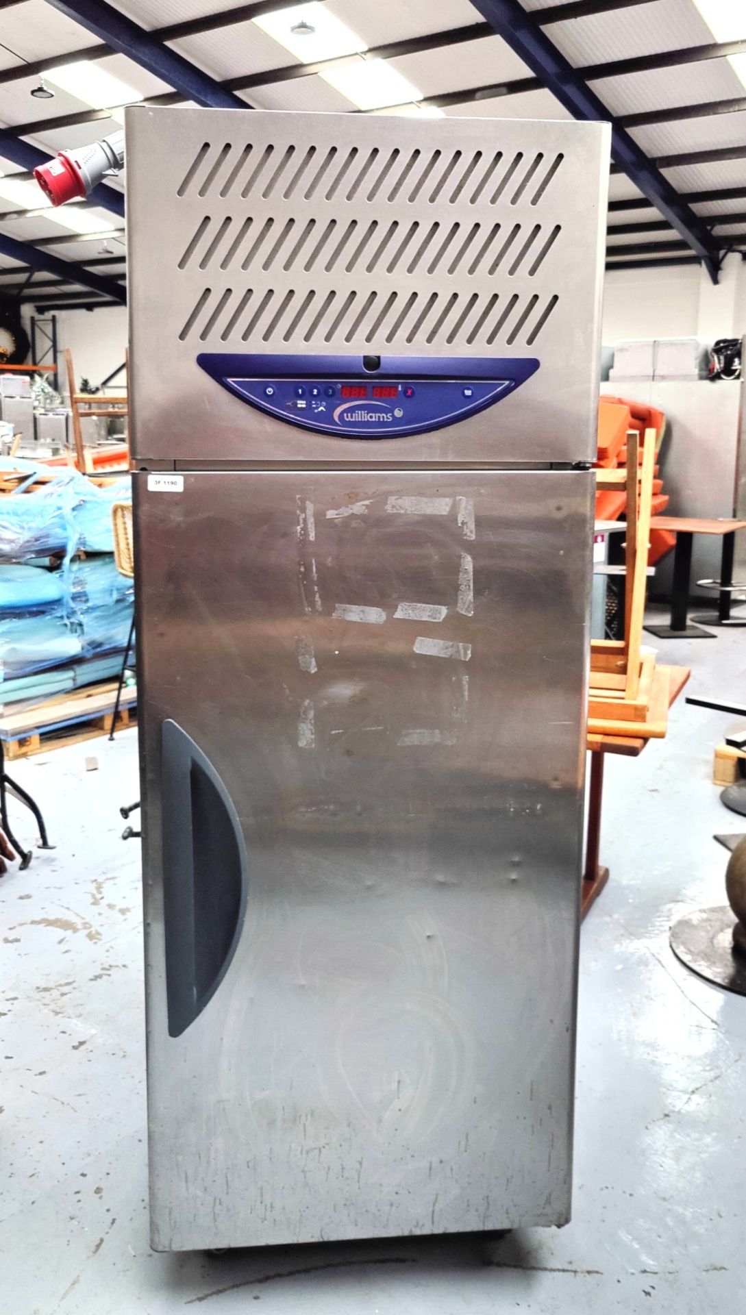 1 x Williams WBC50 Upright Single Door Blast Chiller with a 13 Tray Capacity - 240v - Image 3 of 13