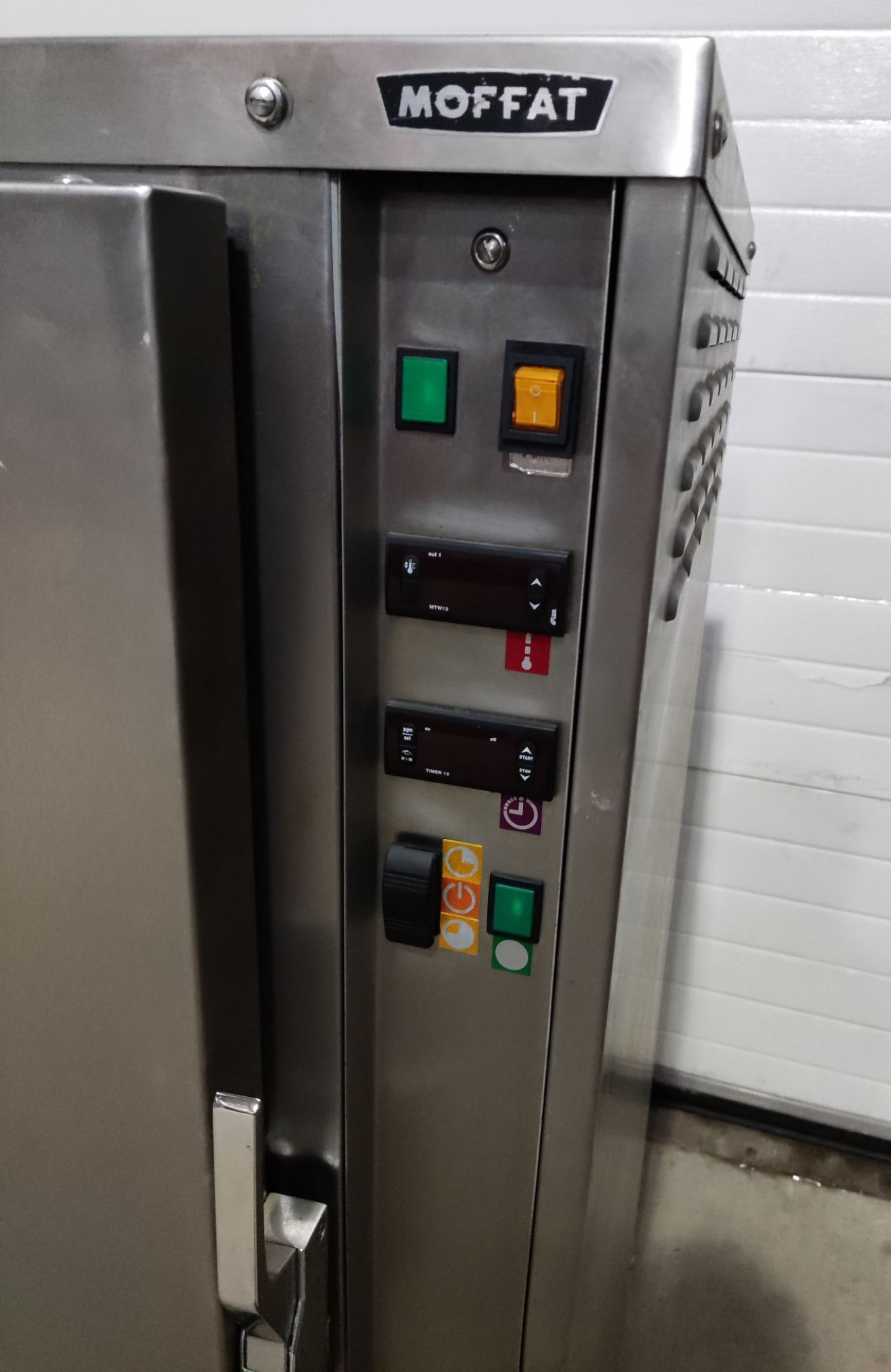 1 x MOFFAT 3 Phase Pie Warmer Cabinet / Hot Cupboard - H142 x W60 x D70 cms - Image 13 of 16