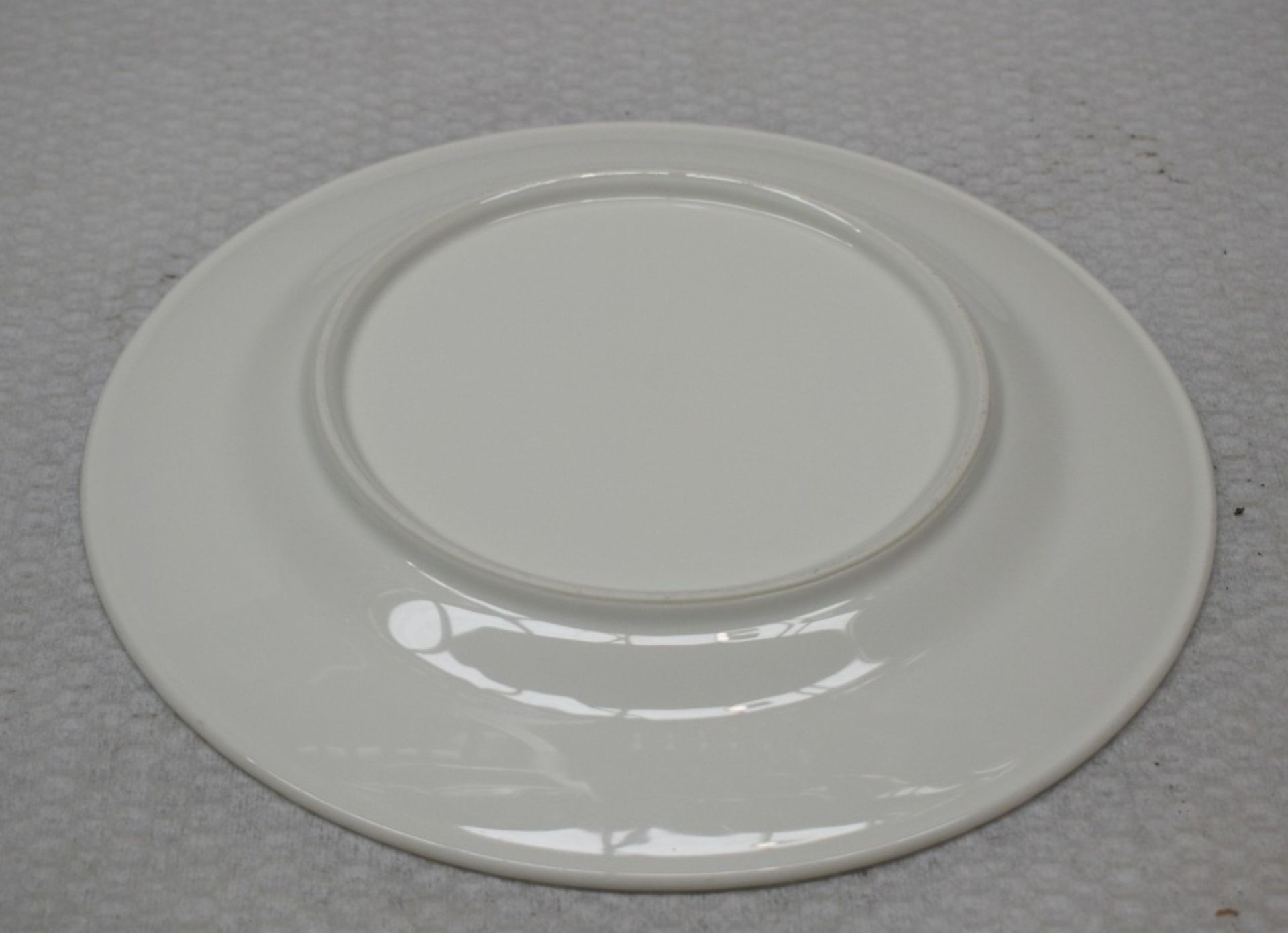 35 x Ceramic Wide Border Dinner Plates - 28.5cm Wide - Image 3 of 3