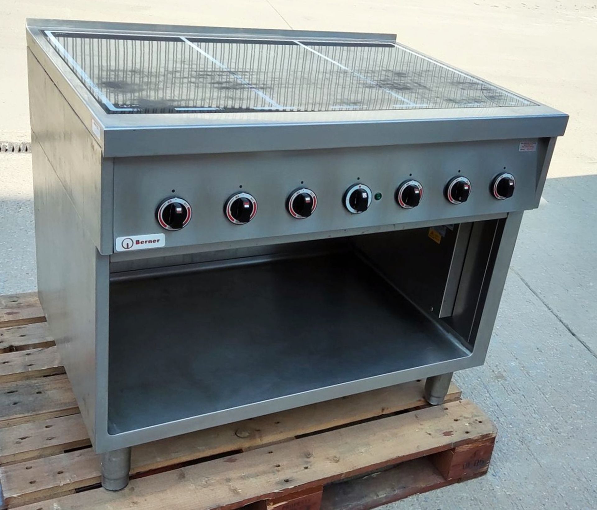 1 x Berner 6 Zone Commercial Induction Cooker with Open Base - 3 Phase - BIH6KTDF30 - RRP £12,500!
