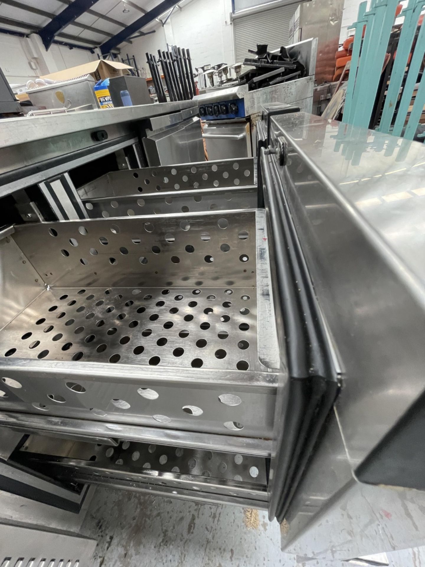 1 x Foster Eco Pro G2 Countertop Eight Drawer Refrigerator - Dimensions: H86 x W231.5 x D70 cms - Image 14 of 21