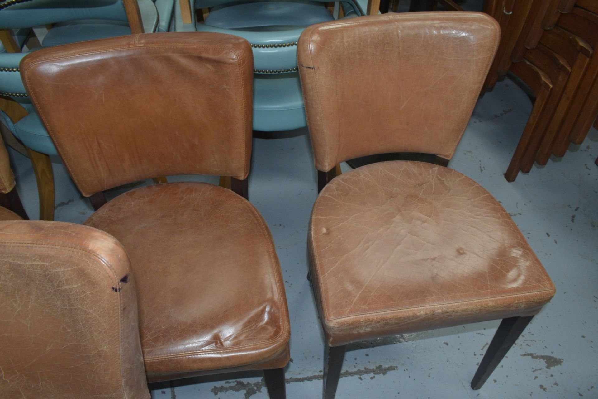 12 x Restaurant Chairs Featuring Cushioned Seats and Backrests with a Brown Upholstery - Image 5 of 7