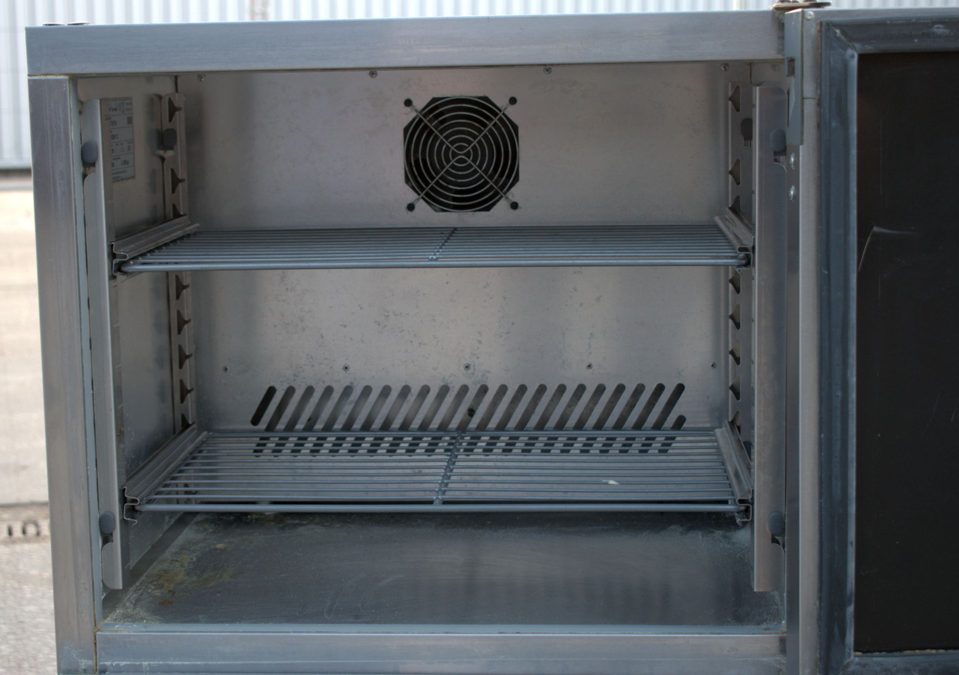 1 x WILLIAMS H5UC Single Door Under-Counter Stainless Commercial Fridge - Image 8 of 20