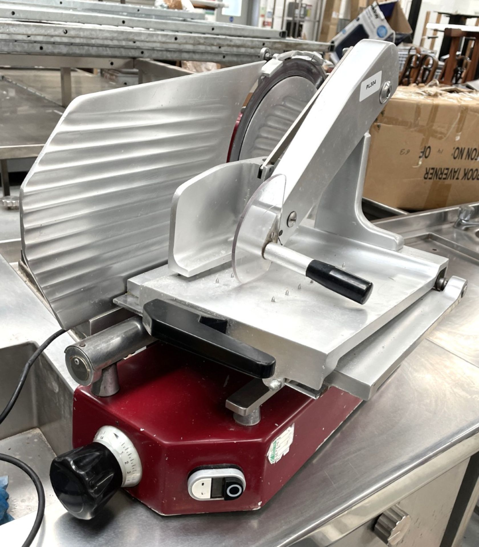 1 x FAC Vertical 300mm Meat Slicer - Model: F300TS-V - 240v - Image 13 of 17