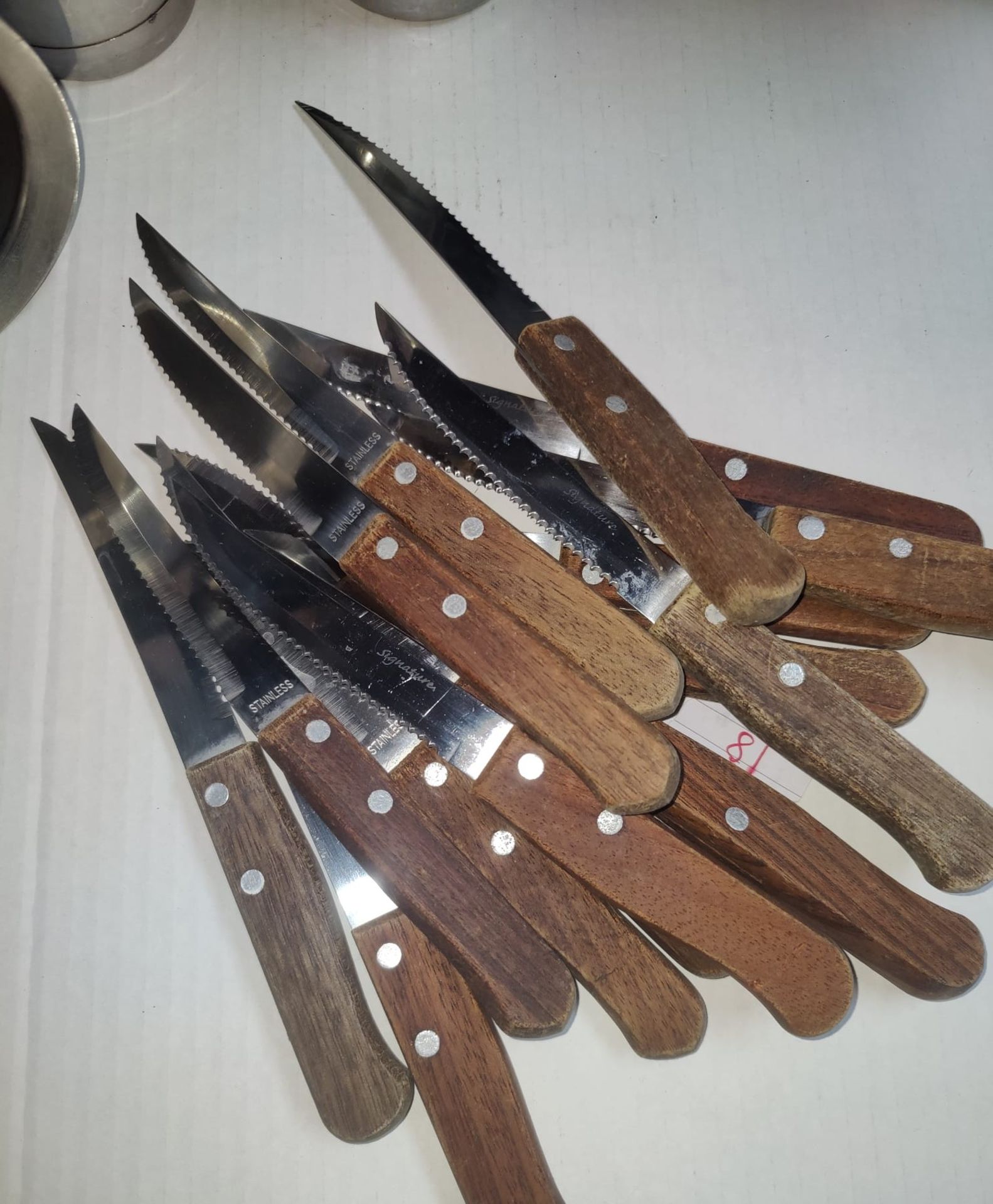 1 x Large Collection of 76 x Restaurant Steak Knifes with 4 x Cutlery Pots - Stainless Steel with - Image 4 of 9