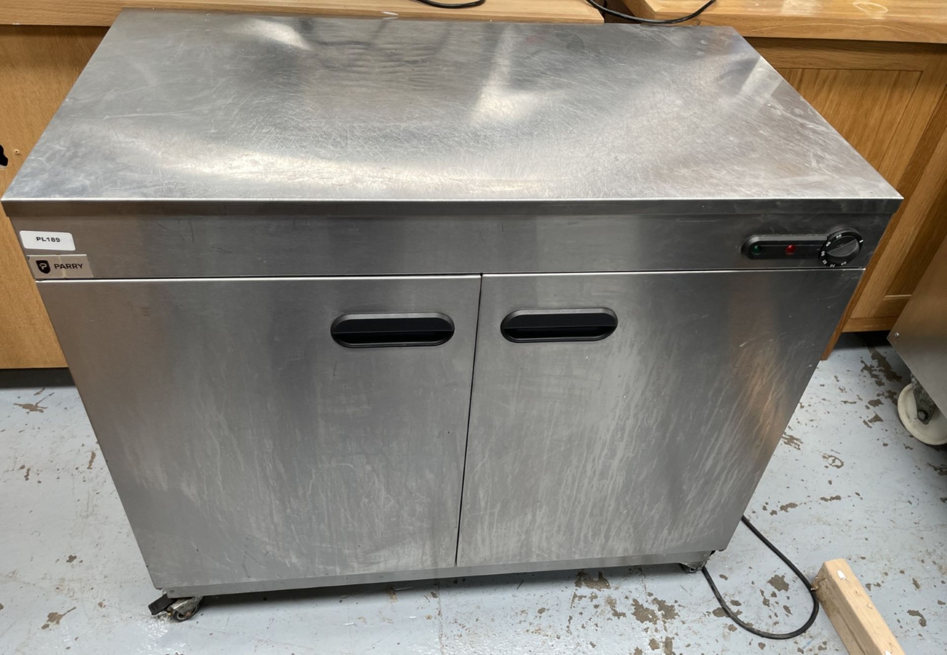1 x Parry 9214 Double Door Hot Cupboard Plate Warmer - 240 Plate Capacity - Temperature control