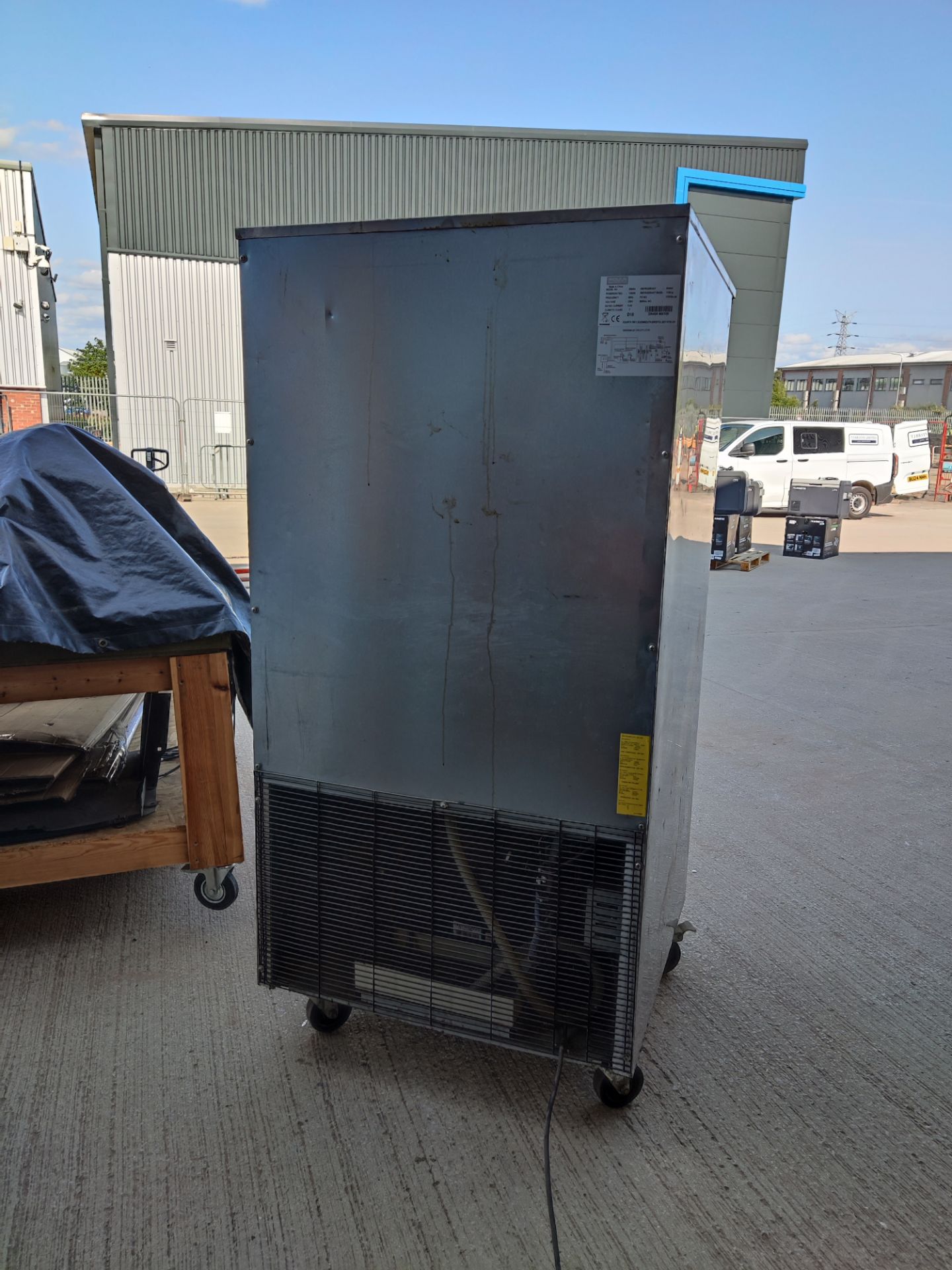 1 x POLAR Dn494 Blast Chiller - RRP £2,965.00 - Image 7 of 16