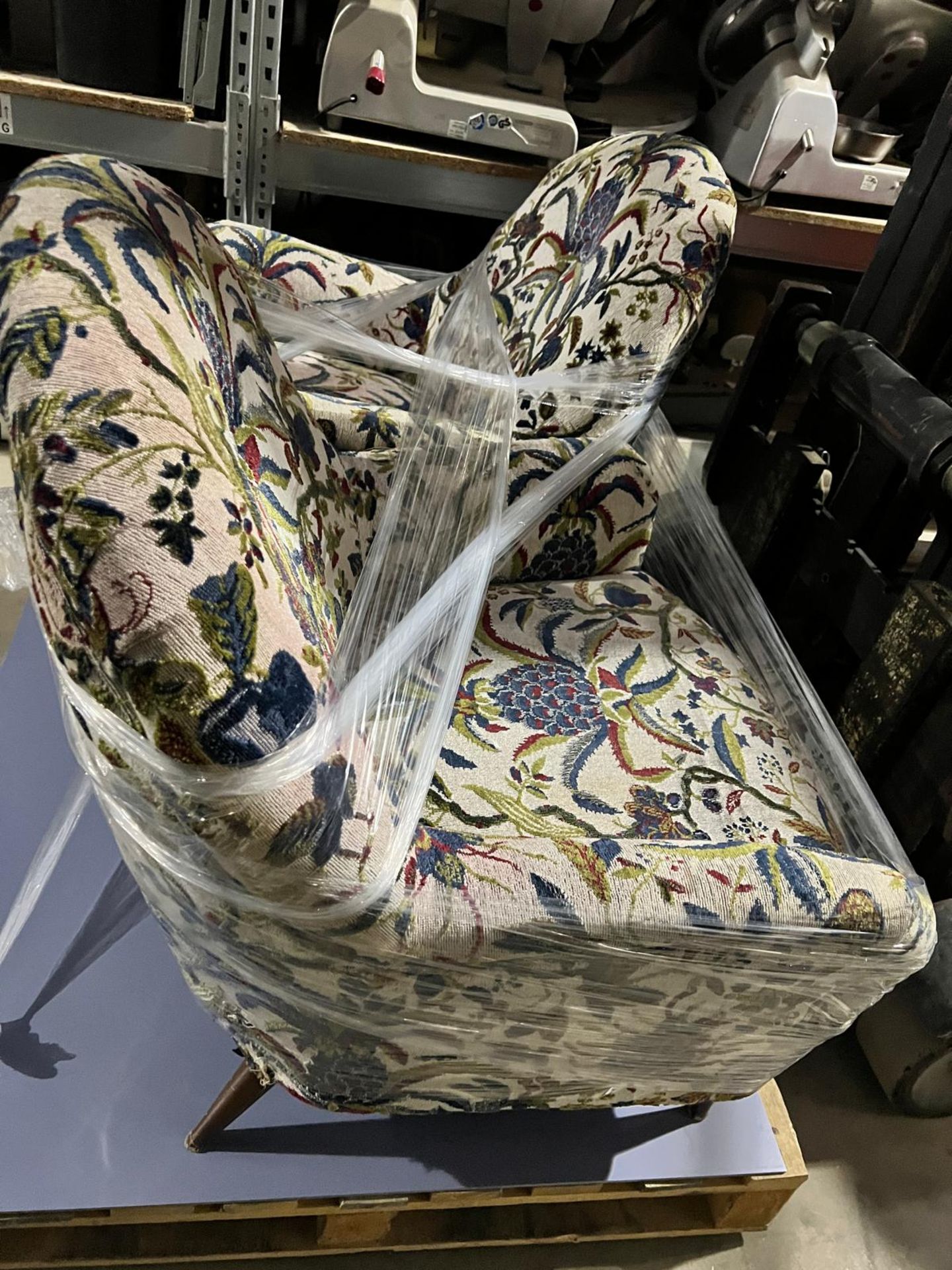 2 x George Smith Lounge Chair Featuring Floral Fbric Upholstery and Wooden Feet - Image 12 of 14