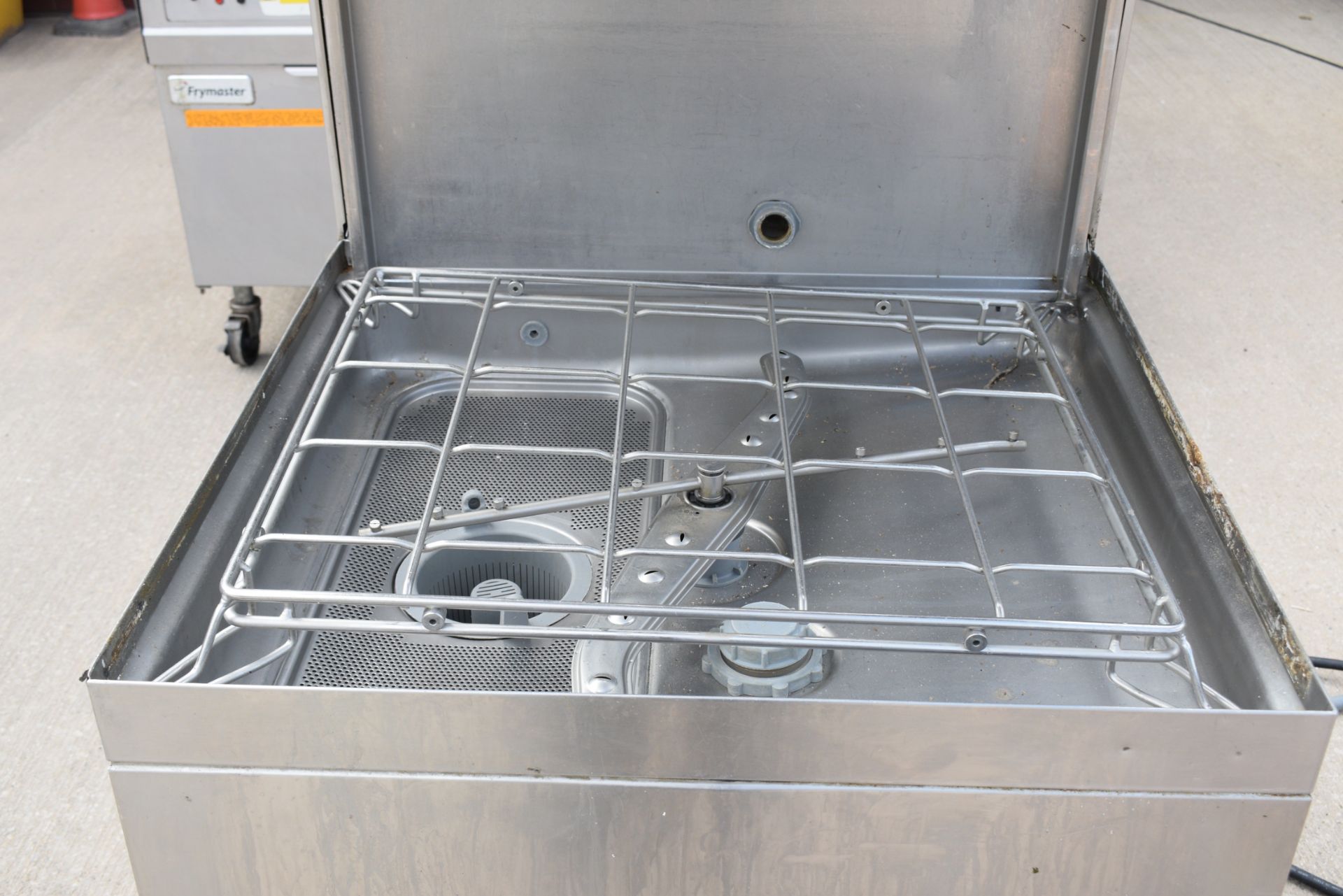 1 x Nelson Commercial Passthrough Dishwasher - Type 4004-16 - 3 Phase - Made in Italy - Image 4 of 13