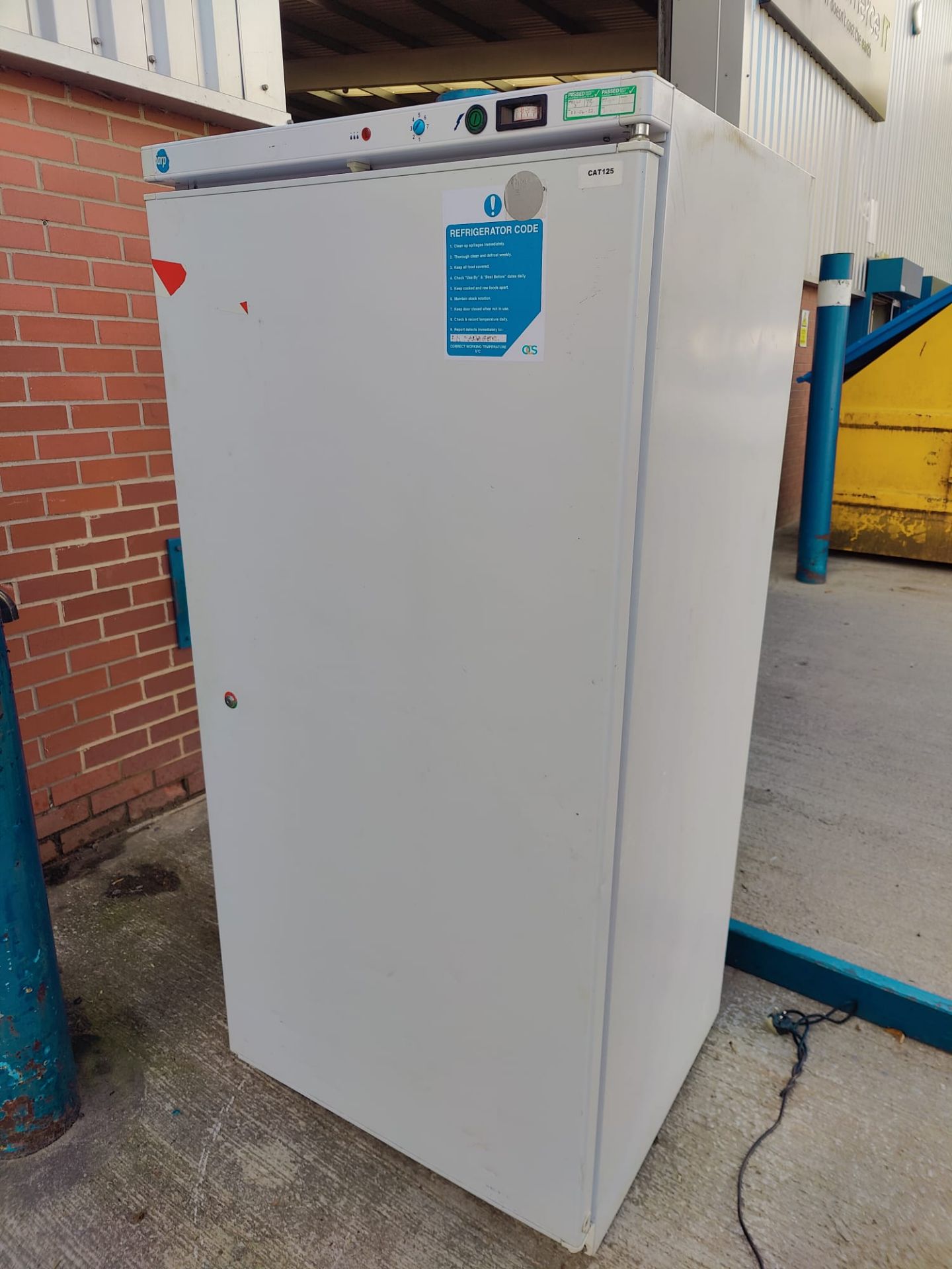 1 x Iarp AB500PV Upright Single Door Commercial Refridgerator - Dimensions: H170 x W77 x D72 cms - - Image 10 of 13