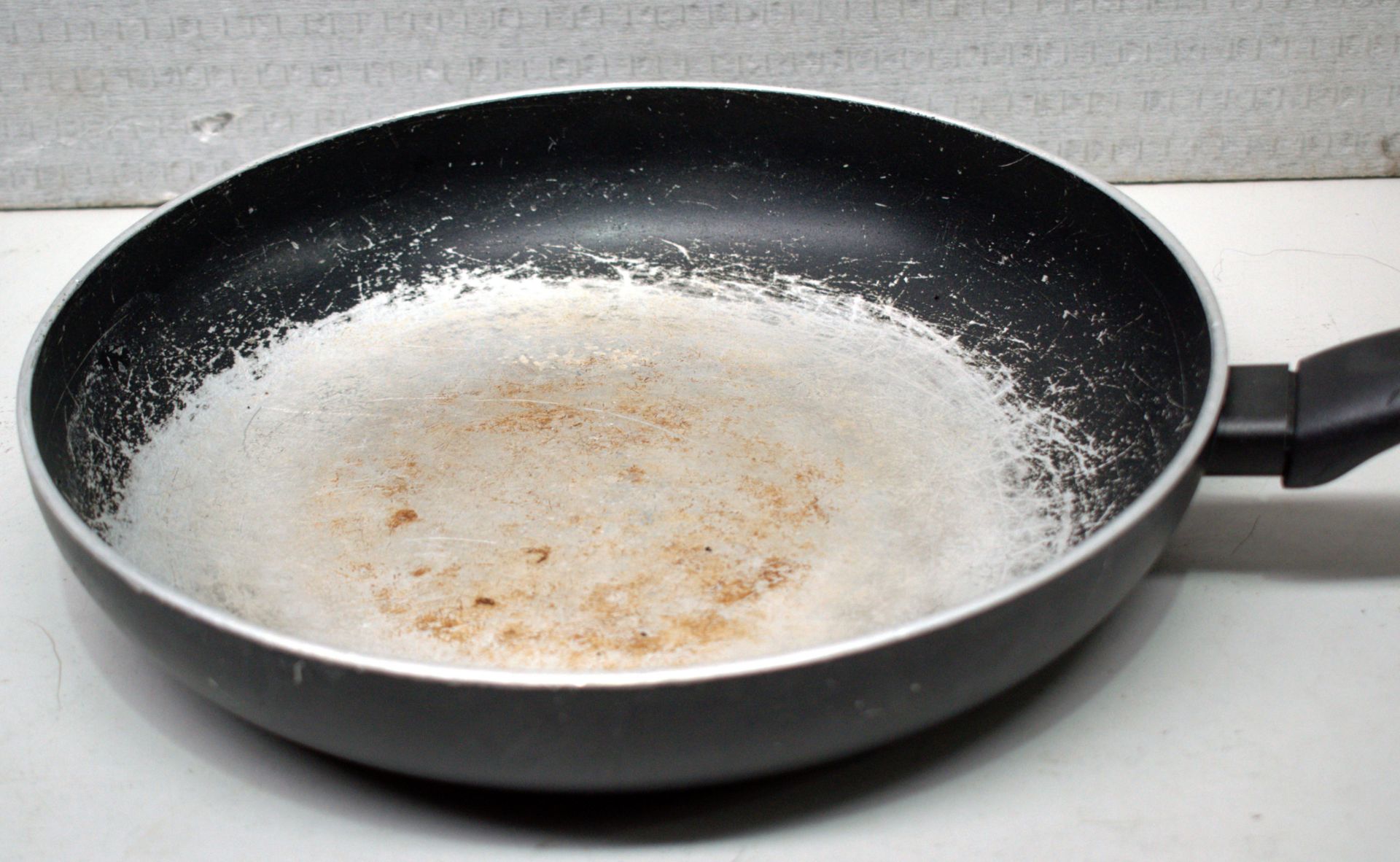 6 x Frying Pans - Image 3 of 20