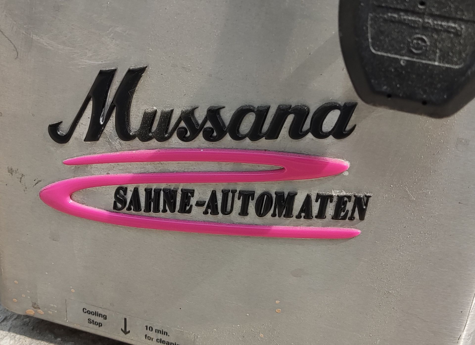 1 x HANS KRATT Mussana Pony Whipped Cream Machine - RRP £2,699.00 - Image 12 of 14