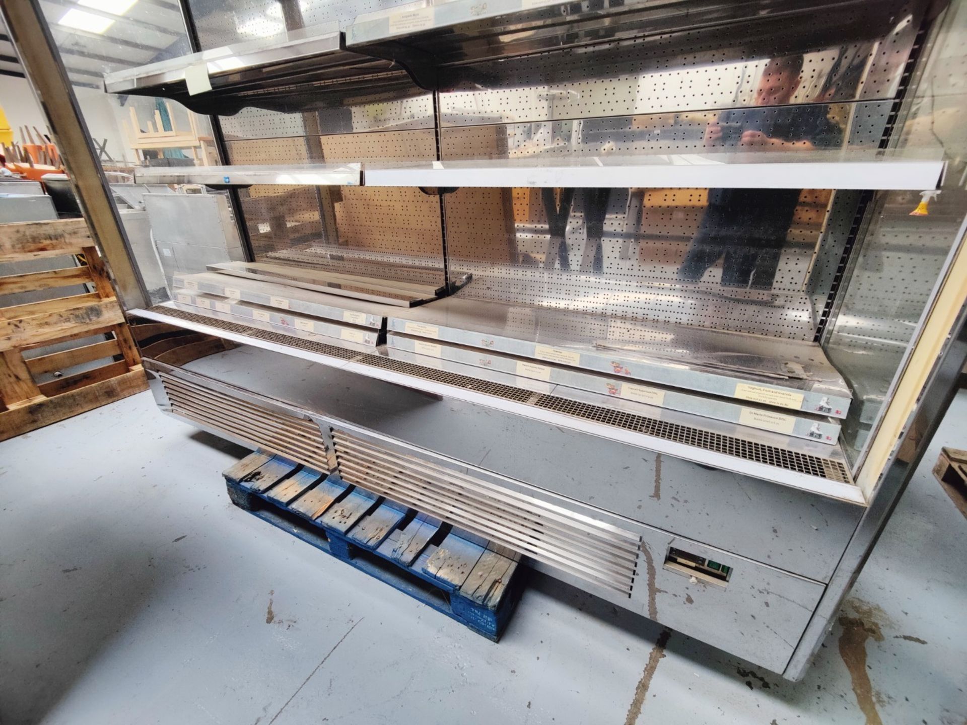 1 x Jupiter mk3 J26 Multi Deck Grab and Go Food and Drink Refrigerated Display Unit - 240v - Image 13 of 15