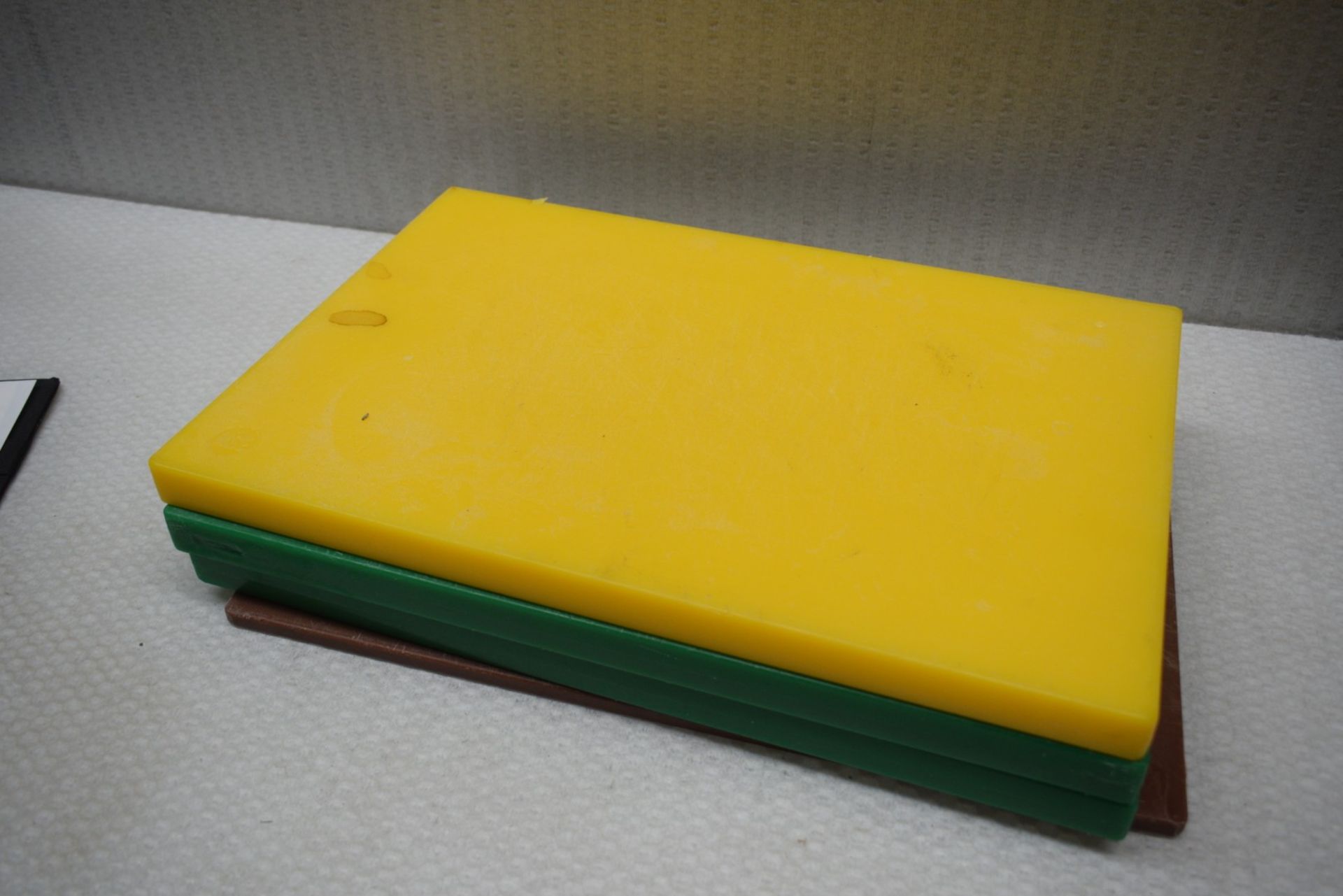 8 x Assorted Heavy Duty Chopping Boards - Approx Size: 30x45cms - Image 5 of 9