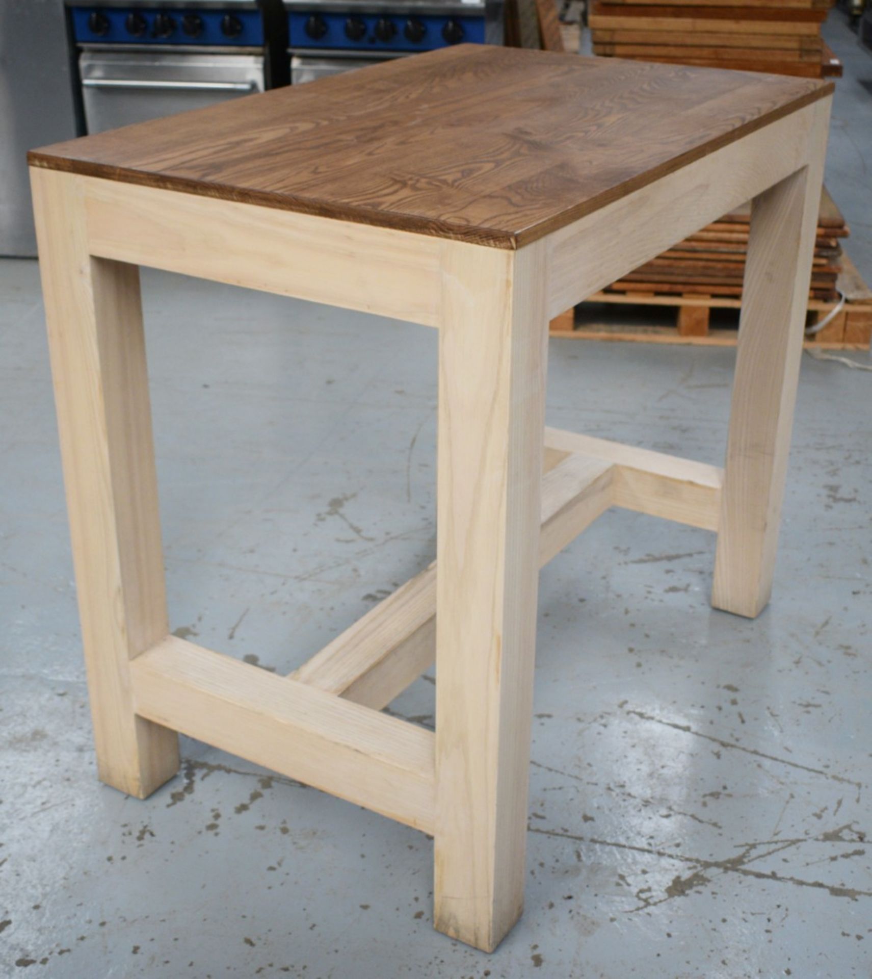 1 x Large 1.1m Restaurant Poseur Bar Dining Table with Stretcher / Footrest - Dimensions: H98 x W110 - Image 5 of 6