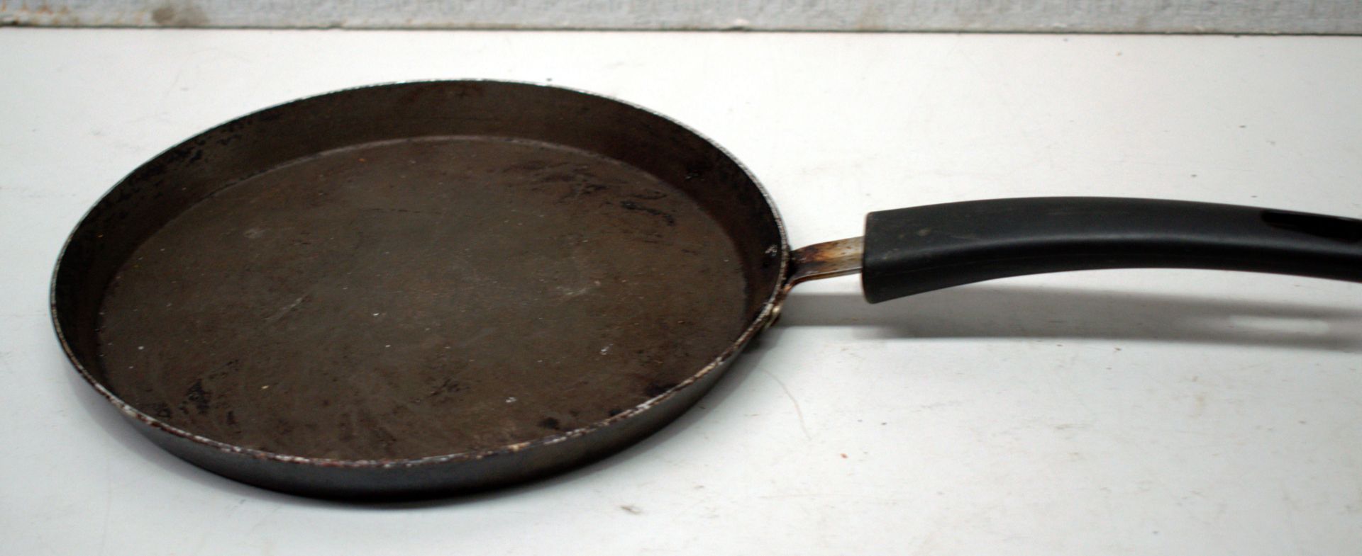 6 x Frying Pans - Image 5 of 20