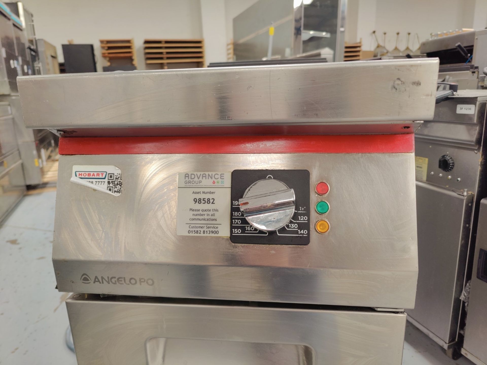 1 x Angelo Po Single Tank Electric Fryer - 3 Phase - Dimensions: H90 x W40 x D91 cms - Image 4 of 14