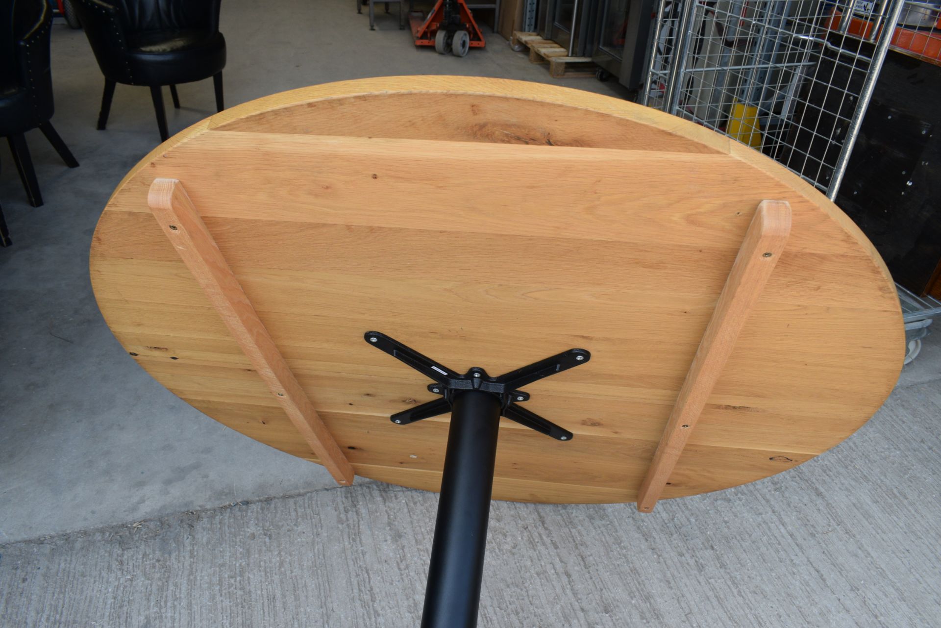 1 x Solid Oak Restaurant Dining Table with a Black Pedestal Base - Dimensions: H74 x W120 x D120 cms - Image 3 of 6