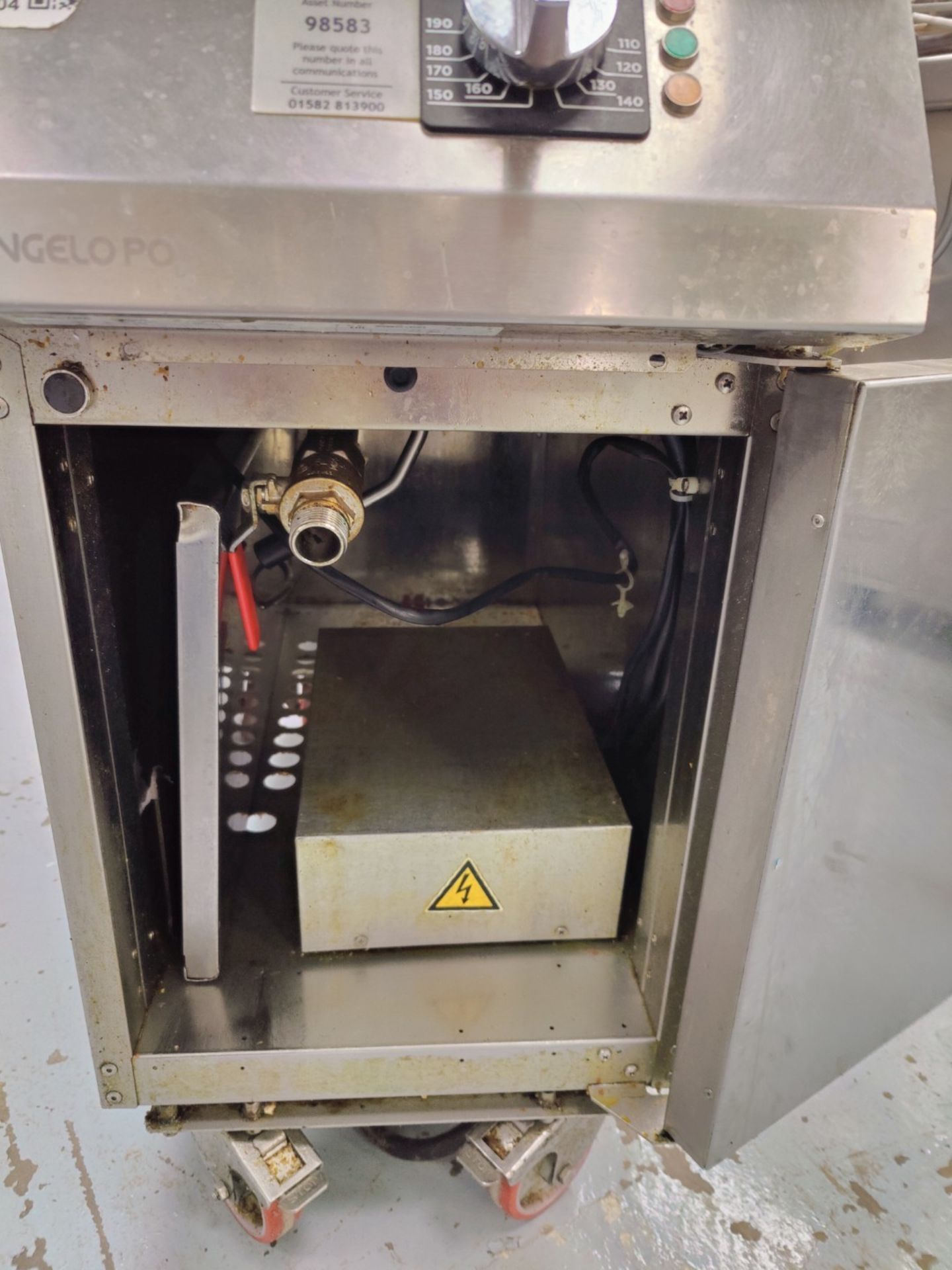 1 x Angelo Po Single Tank Electric Fryer - 3 Phase - Dimensions: H90 x W40 x D91 cms - Image 9 of 10