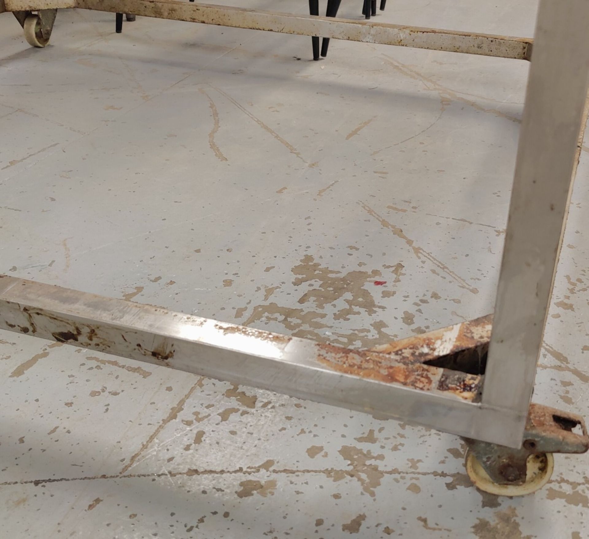 1 x Large Stainless Steel Appliance / Worksurface Stand on Heavy Duty Castors - Image 3 of 5