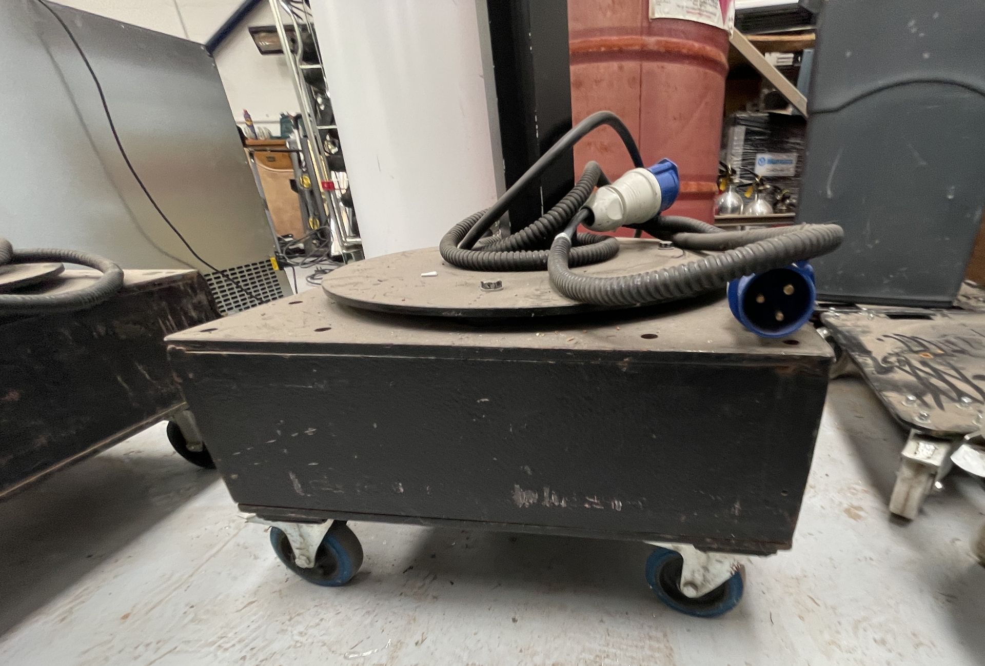 1 x Tansun Sorrento Upright Freestanding Triple Infrared Heater - Suitable for Indoor or Outdoor Use - Image 9 of 9