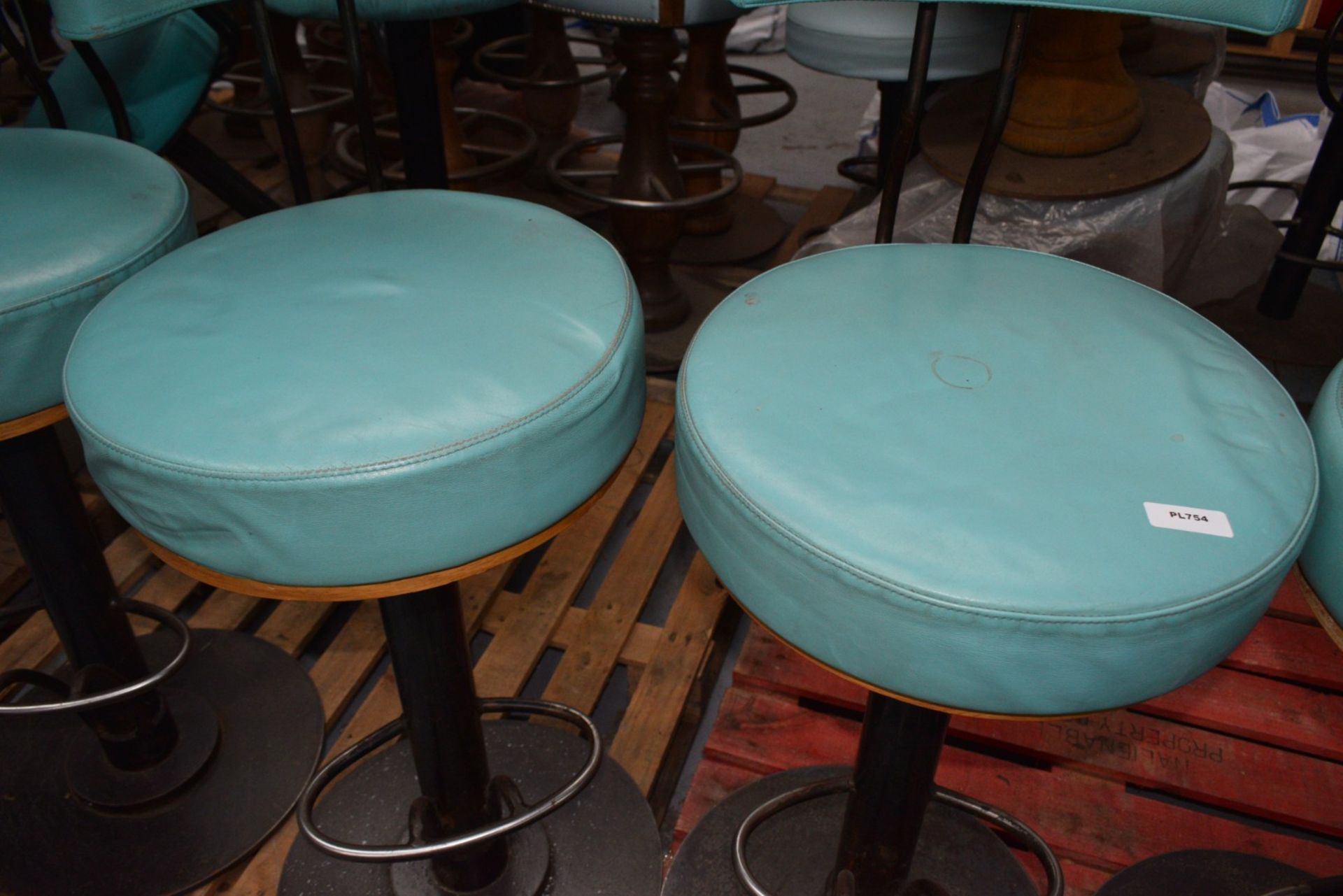 4 x Bar Stools Featuring Round Leather Seats, Backrests and Chrome Footrests - Dimensions: SH 78 x - Image 8 of 10