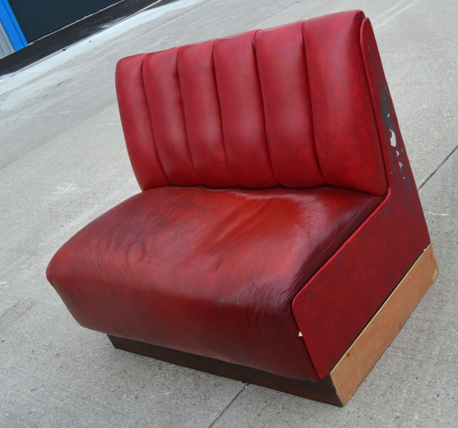 1 x Collection of Restaurant / Bar Seating Booths Suitable for Upto 8 Persons - Deep Red Faux - Image 4 of 15
