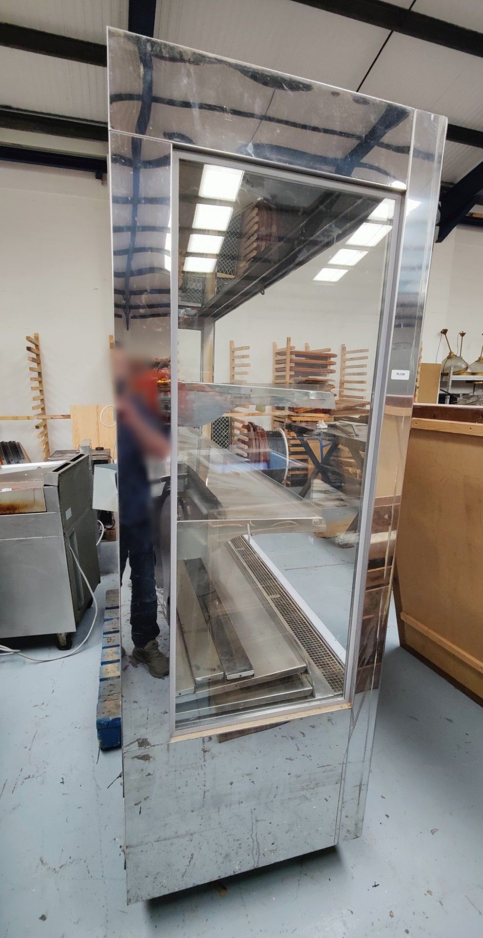 1 x Jupiter mk3 J26 Multi Deck Grab and Go Food and Drink Refrigerated Display Unit - 240v - Image 6 of 15