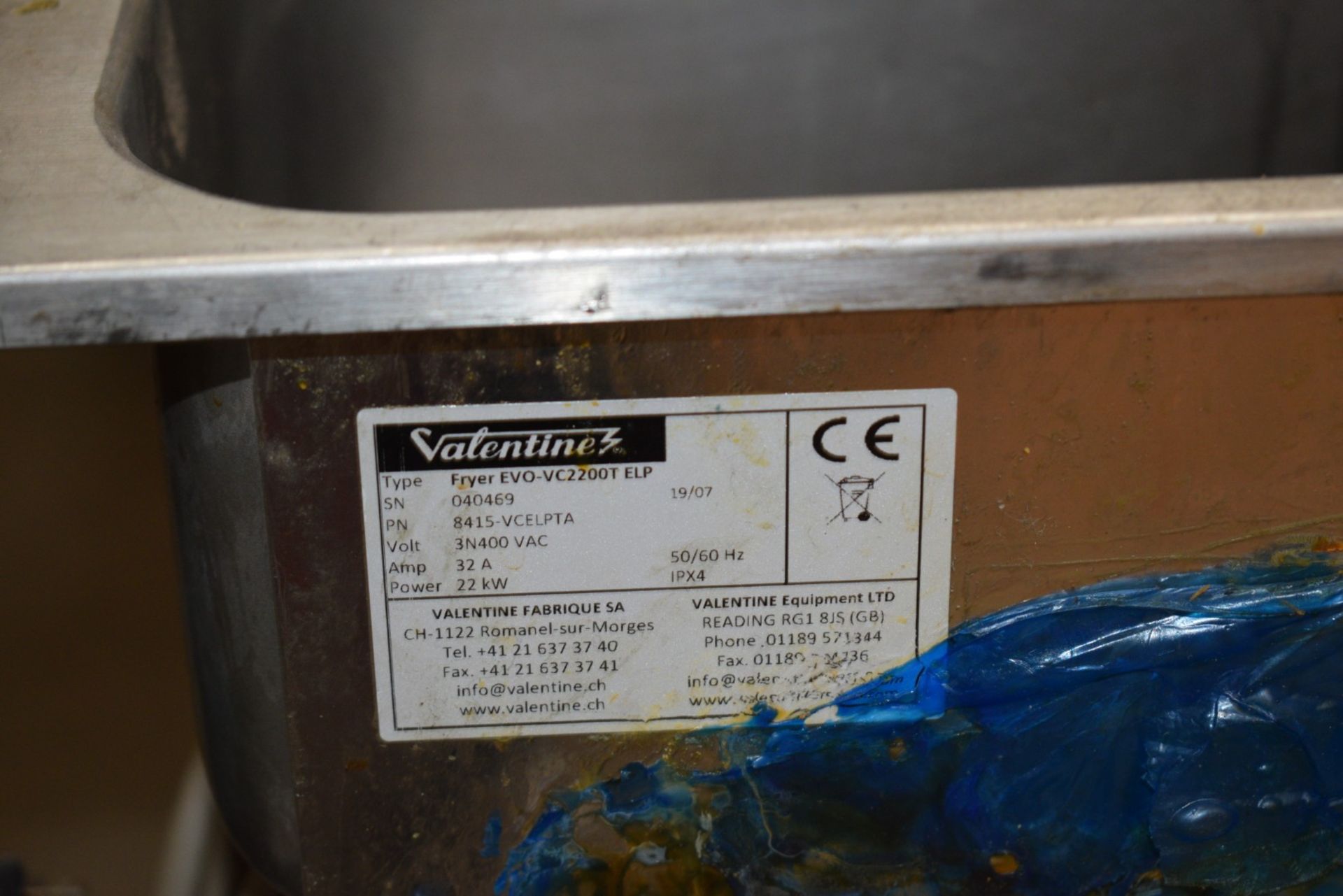 2 x Valentine Evo Integrated Twin Commercial Fryers with Control Panel - Model: VC2200T ELP - Image 9 of 14