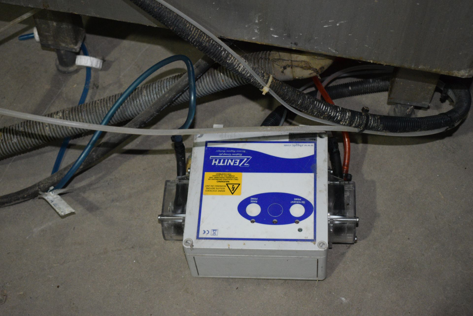 1 x Winterhalter GS502 Commercial Passthrough Dishwasher - 3 Phase - Image 11 of 15