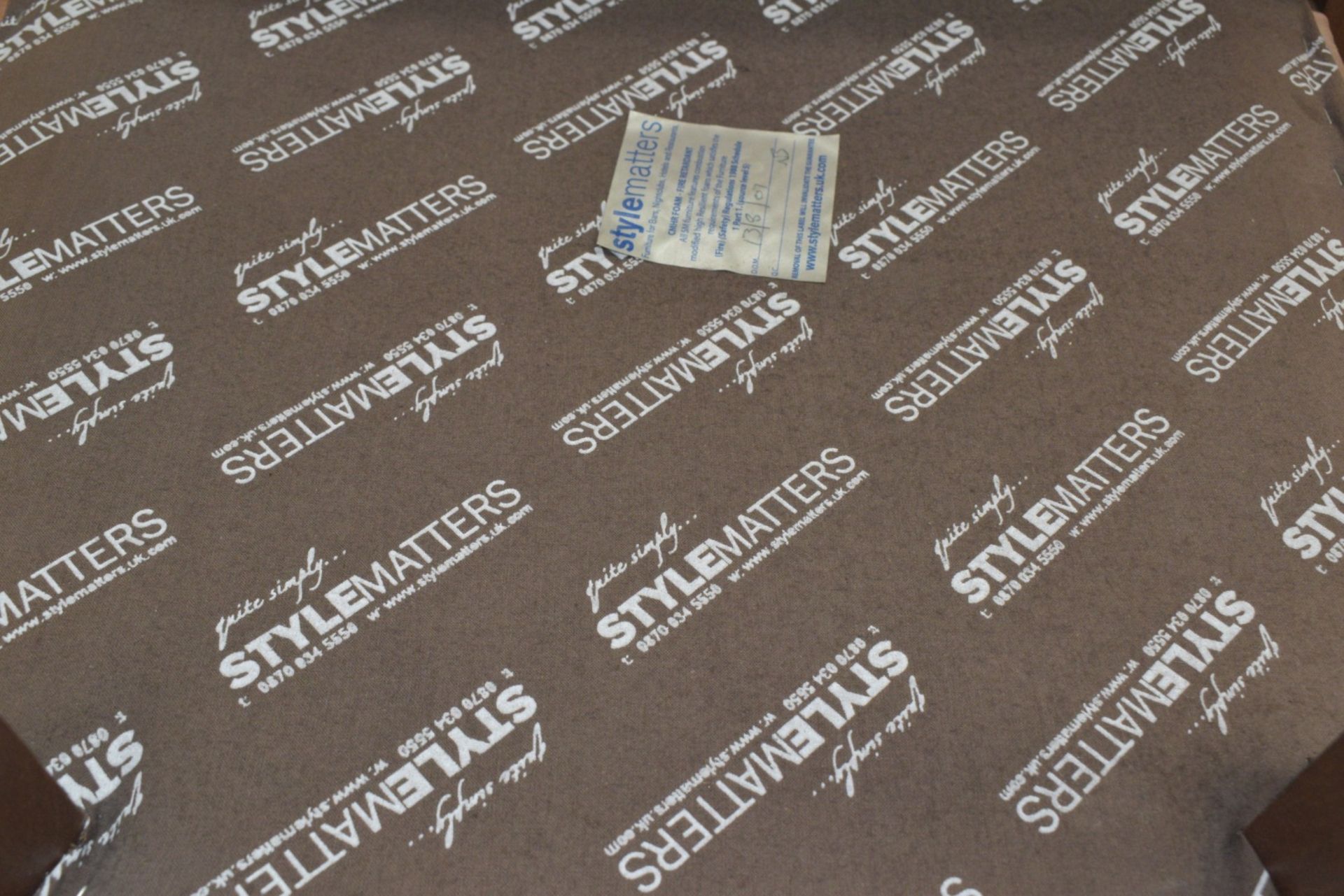 5 x Vintage Distressed Style Restaurant Chairs Featuring Cushioned Seats, Backrests, Armrests - Image 10 of 10