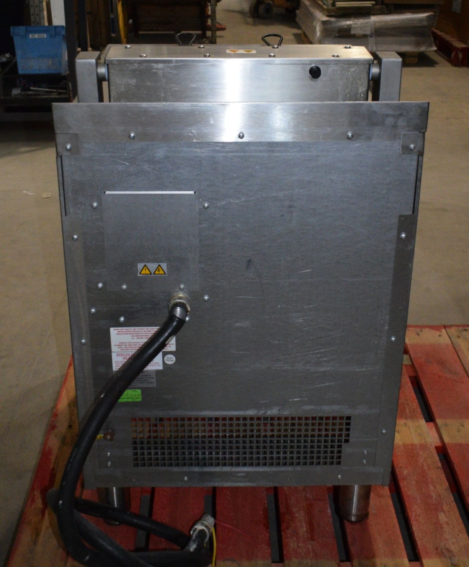 1 x Falcon Dominator Plus E3860 40 Ltr Electric Freestanding Single Tank Fryer with 2 x Baskets - Image 13 of 17