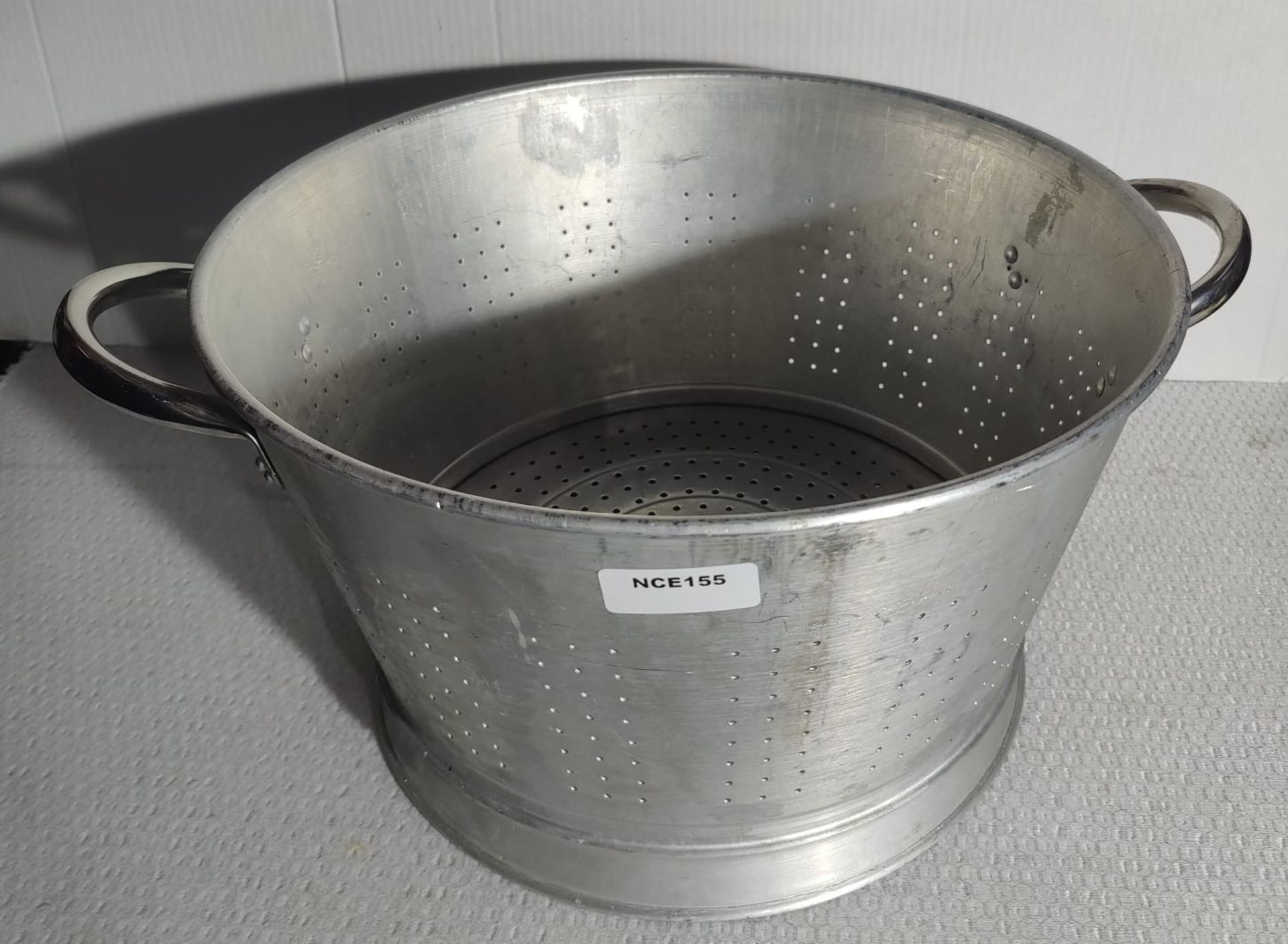 1 x Large Heavy Huty Aluminum Colander - H24 x W41 cms