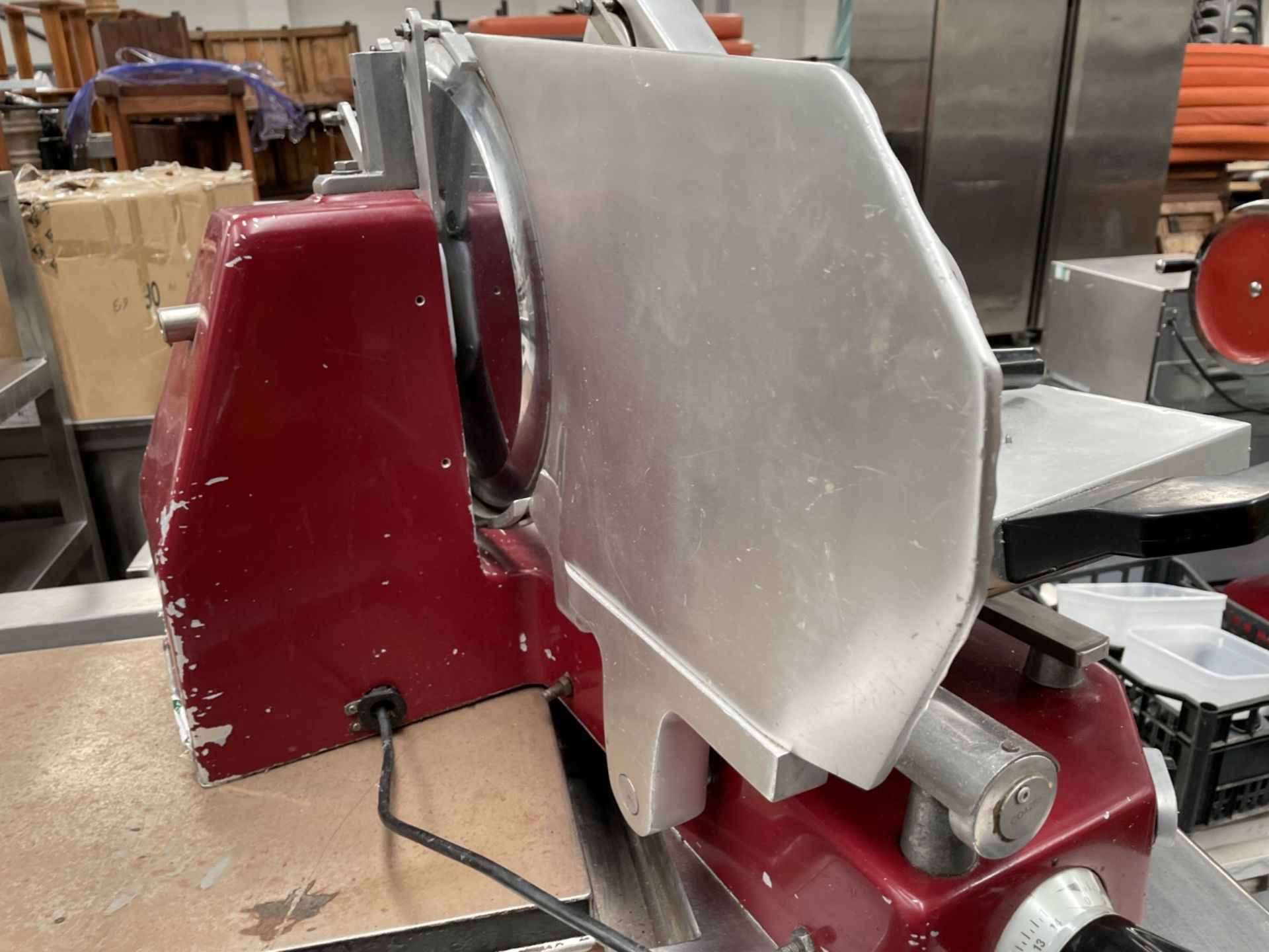 1 x FAC Vertical 300mm Meat Slicer - Model: F300TS-V - 240v - Image 2 of 17