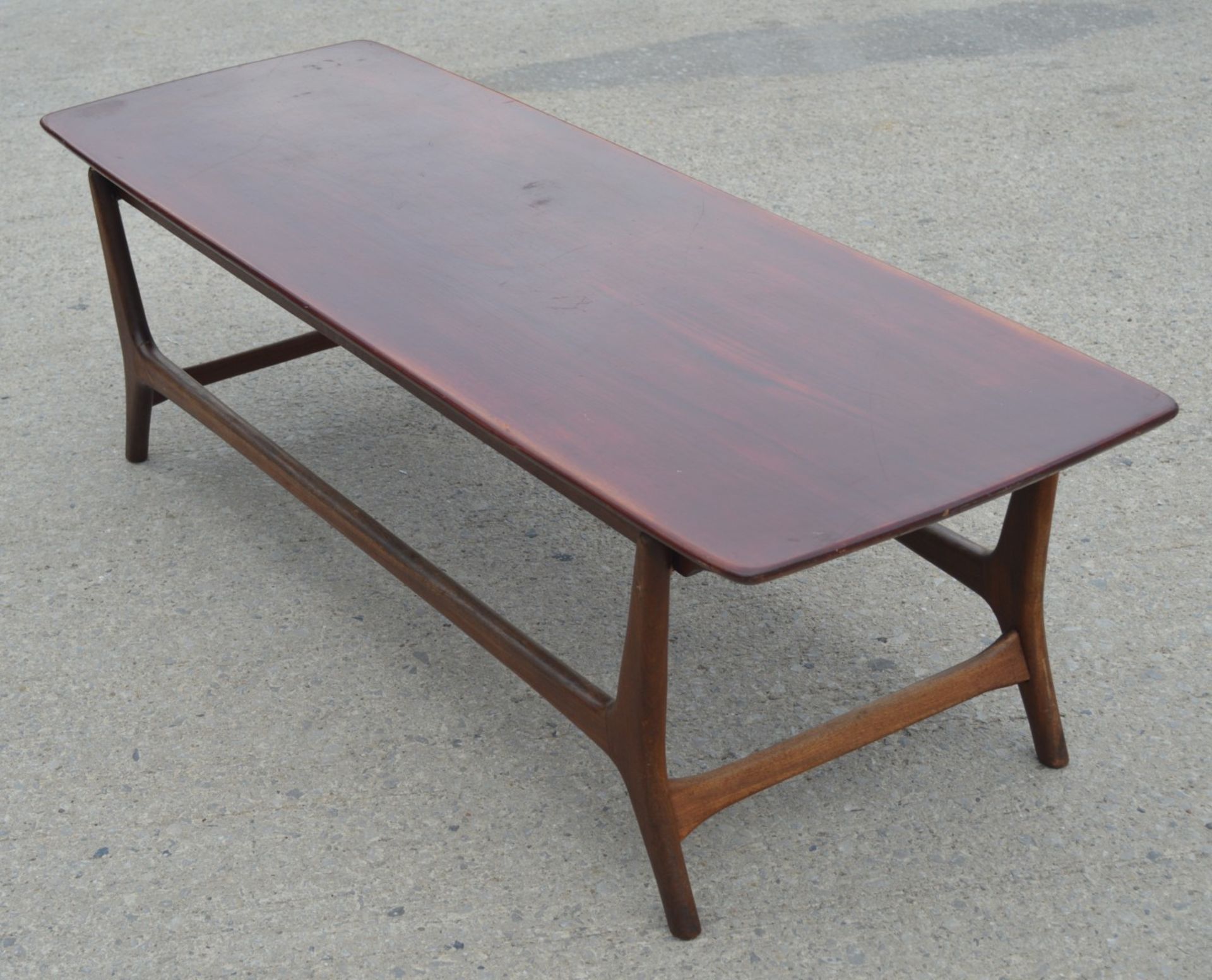 1 x Mid Century Webe Meublen Danish Teak and Mahogany Coffee Table - Dimensions: H44 x W150 x D50 cm - Image 6 of 10