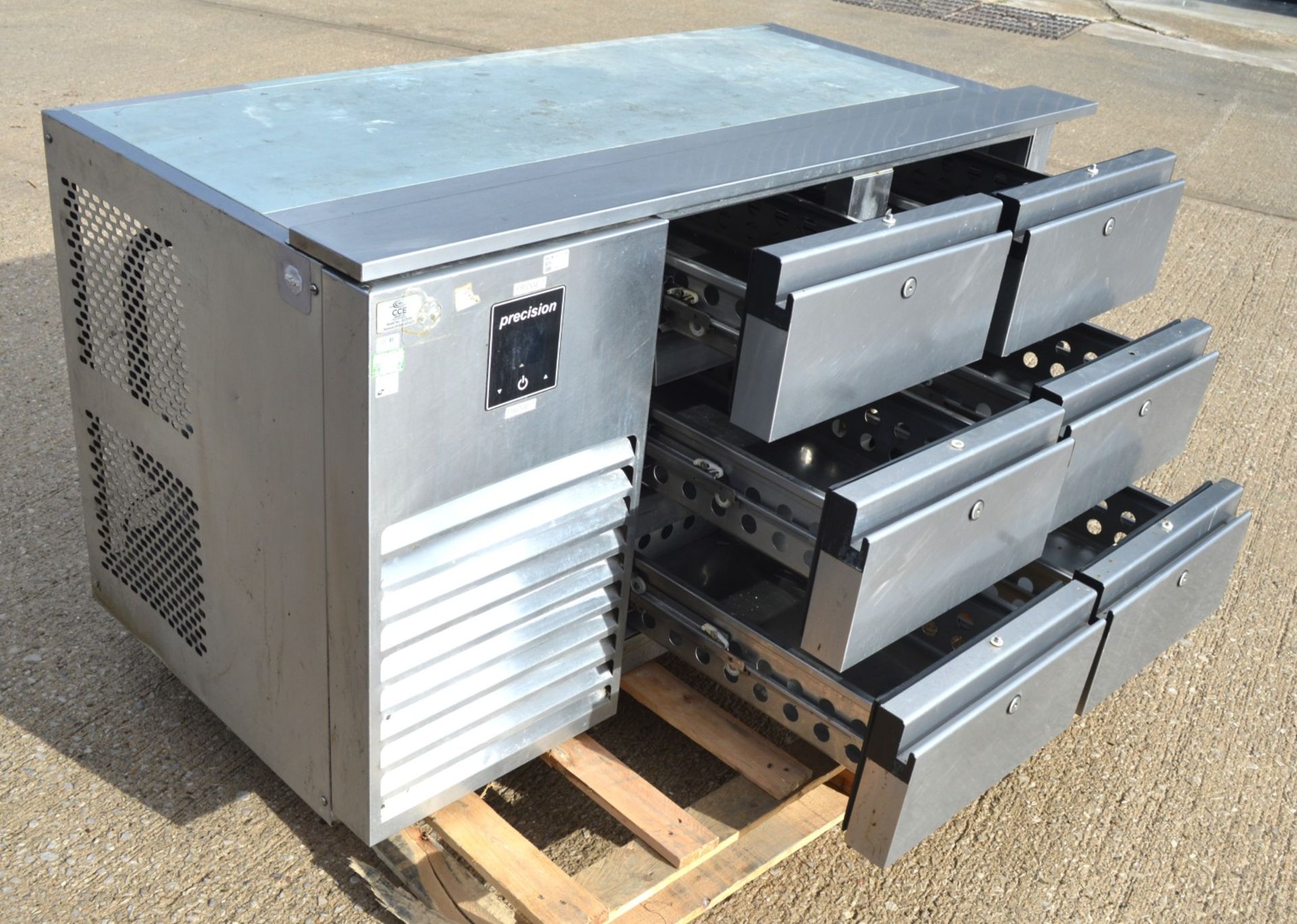 1 x Precision 6 Drawer Prep Fridge - Model: MCU211 - 240v - Dimensions: H85 x W135 x D67 cms - Image 4 of 5