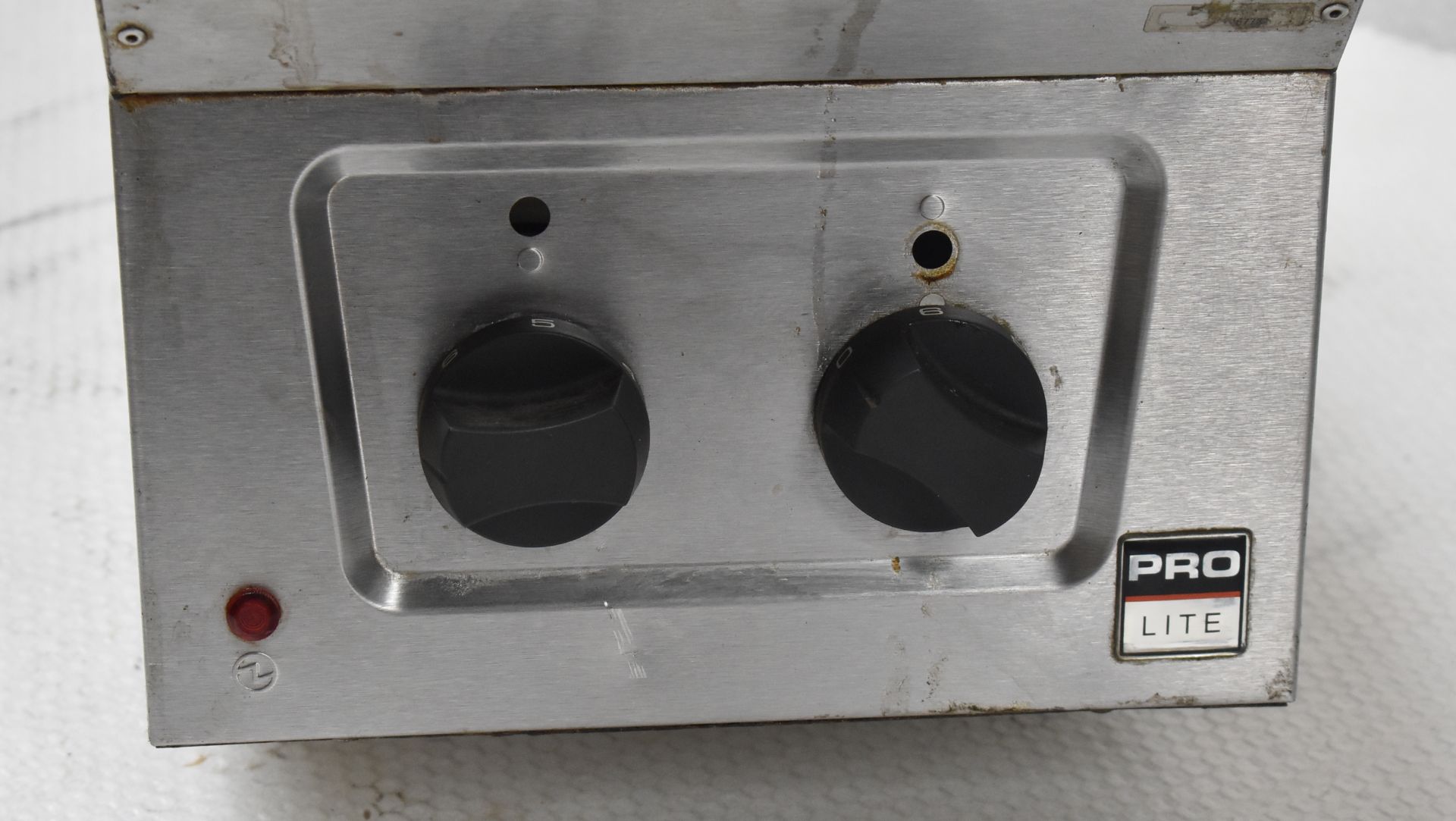 1 x Pro-Lite LD1 Two Hotplate Boiling Top - Dimensions: H30 x W31 x D36 cms - Image 8 of 15