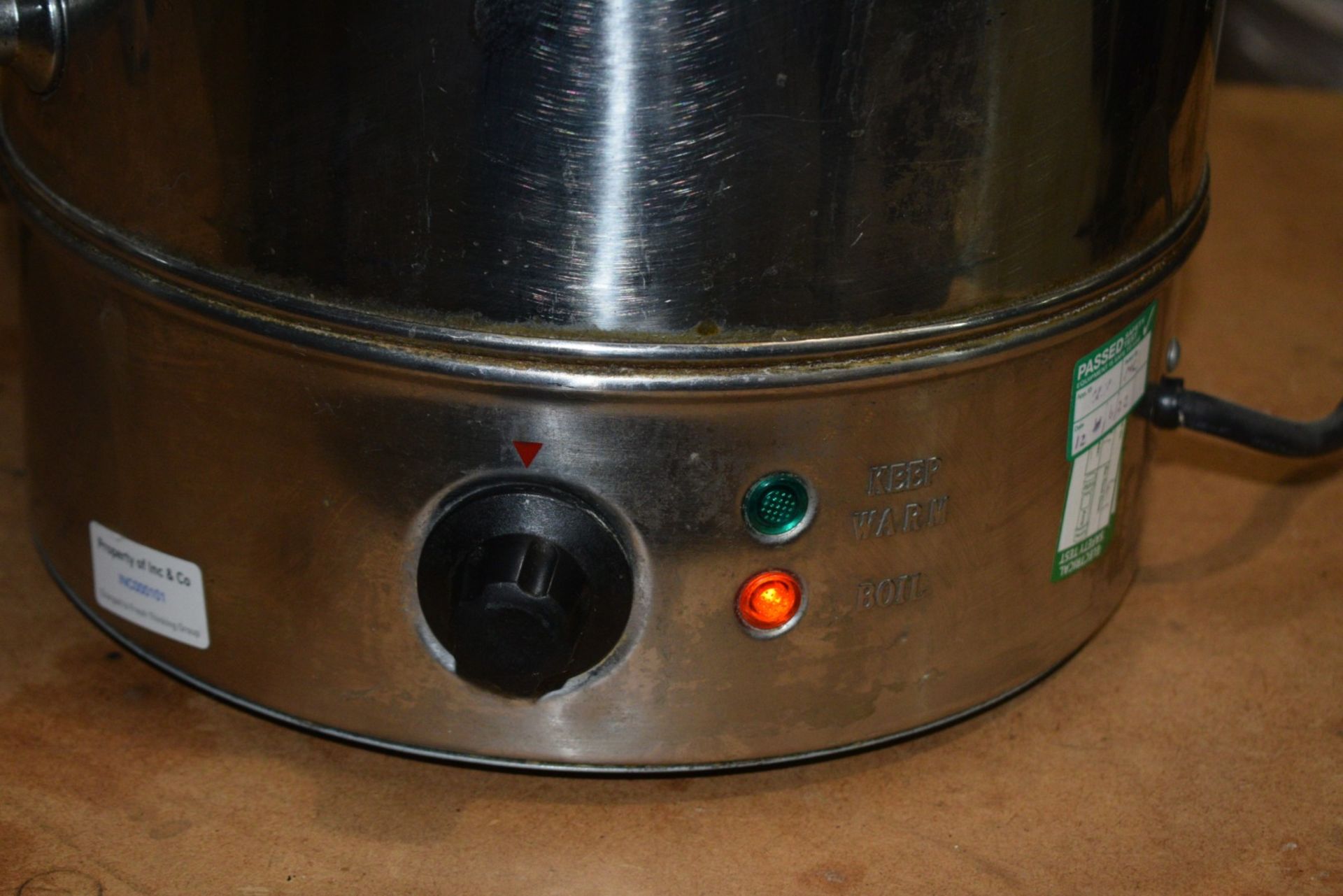 1 x Buffalo GL347 Manual Fill 20l Water Boiler - Stainless Steel - 240v  - Ref: JPC650 - CL011 - - Image 2 of 6