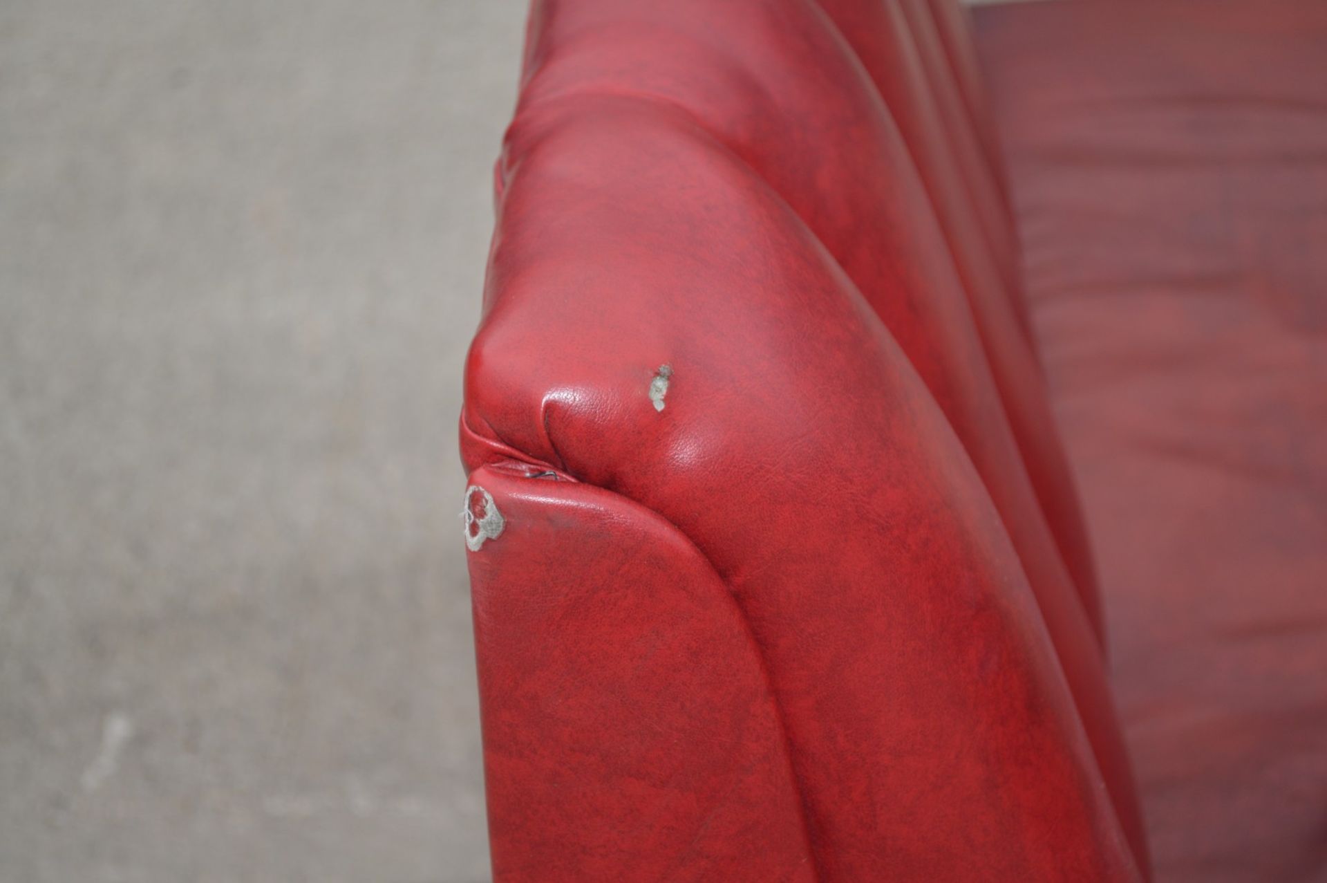 1 x Collection of Restaurant / Bar Seating Booths Suitable for Upto 8 Persons - Deep Red Faux - Image 14 of 15