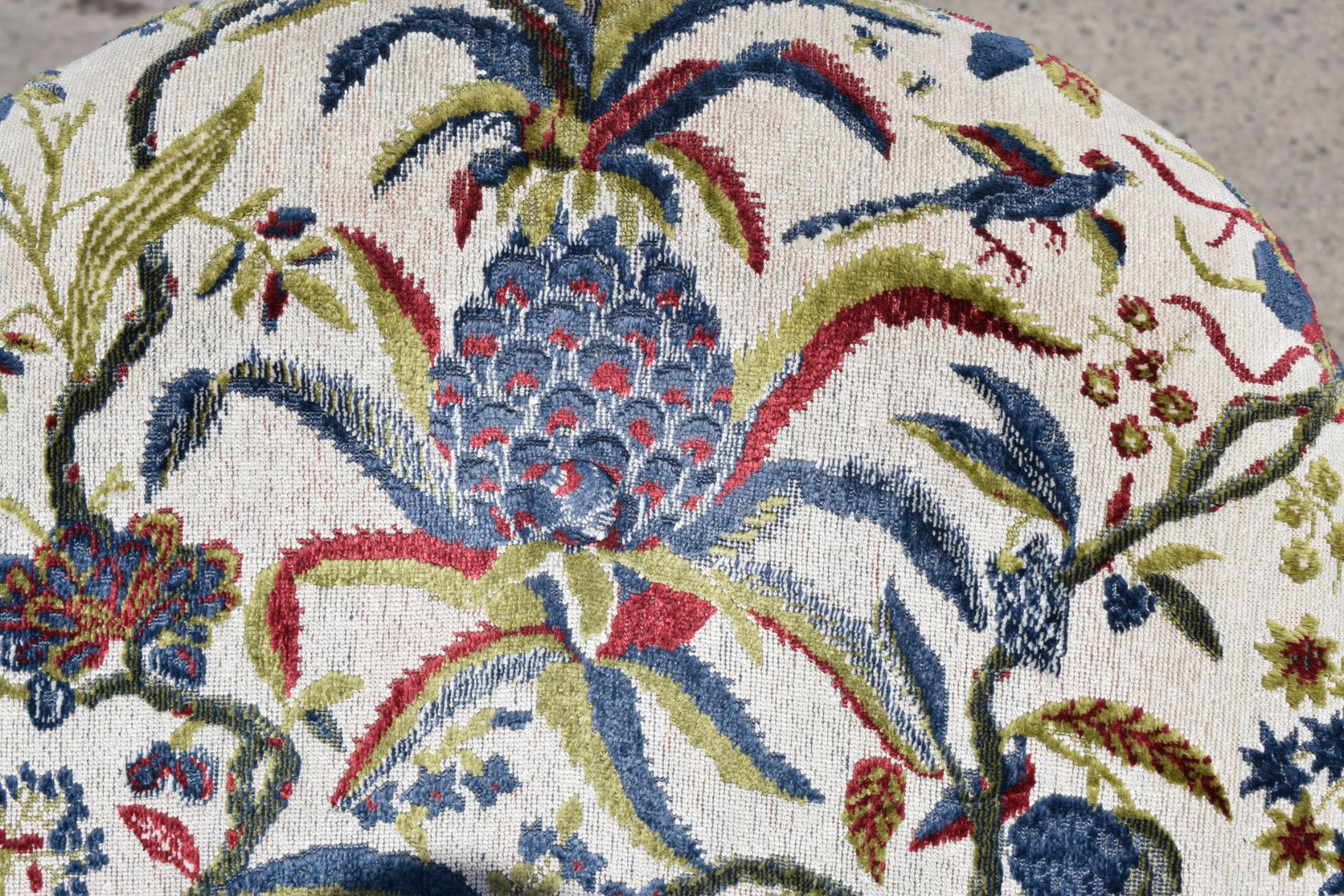 2 x George Smith Lounge Chair Featuring Floral Fbric Upholstery and Wooden Feet - Image 9 of 14