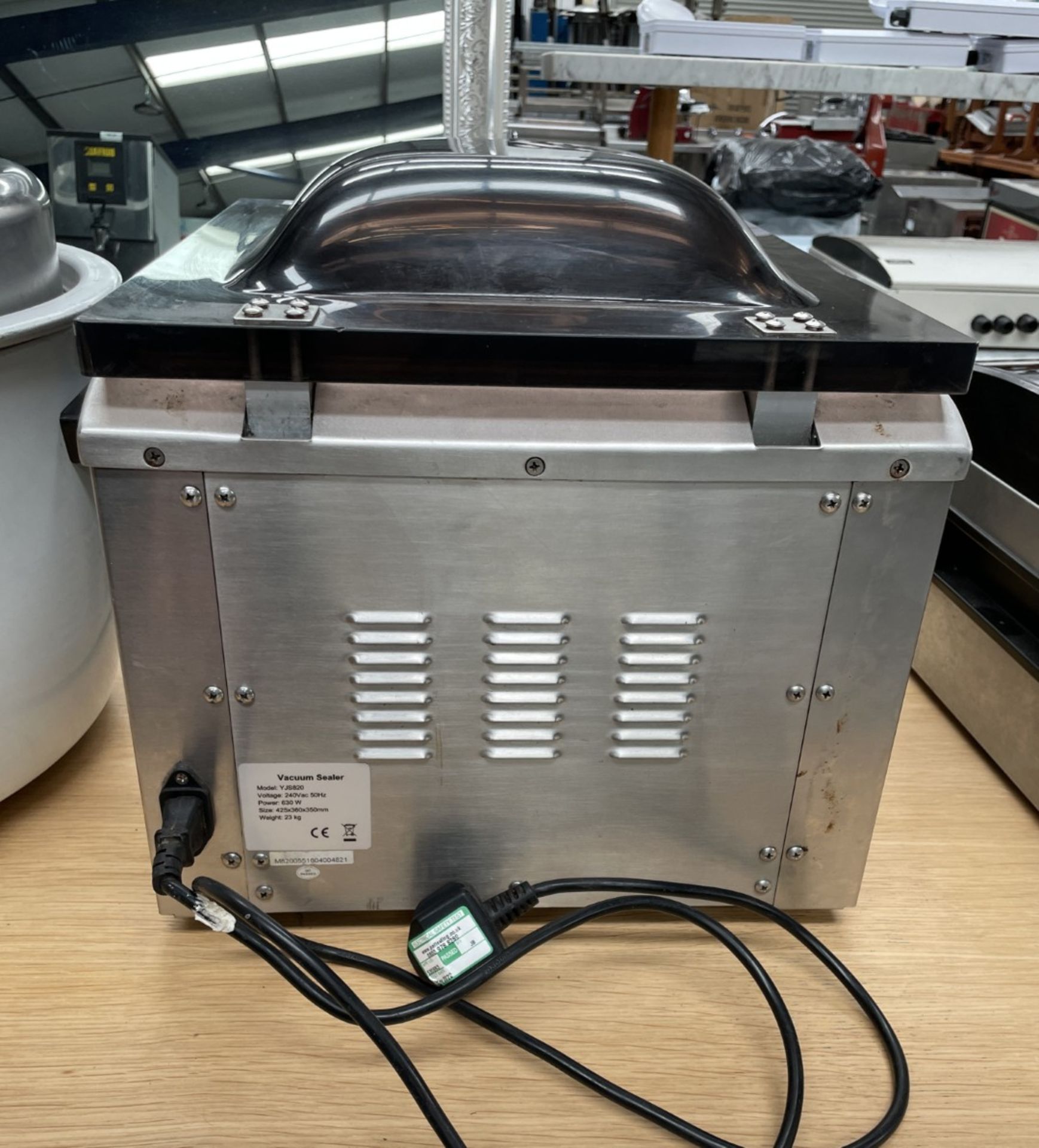 1 x Sousvide 30cm Chamber Vacuum Sealer - Model: YJS820 - 240v - Image 8 of 17