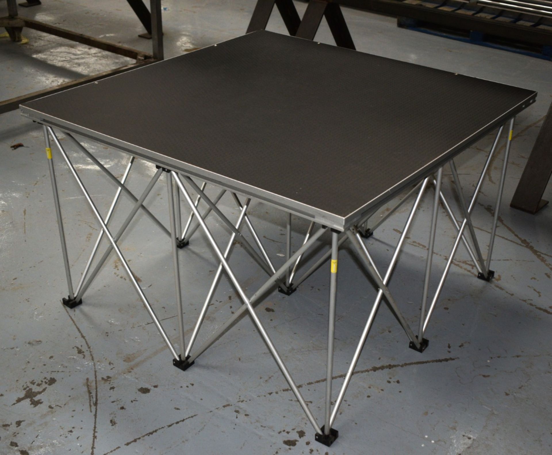 1 x Power Dynamics Mobile Spider Stage - Dimensions: H63 x W100 x D100 cms - Image 9 of 9