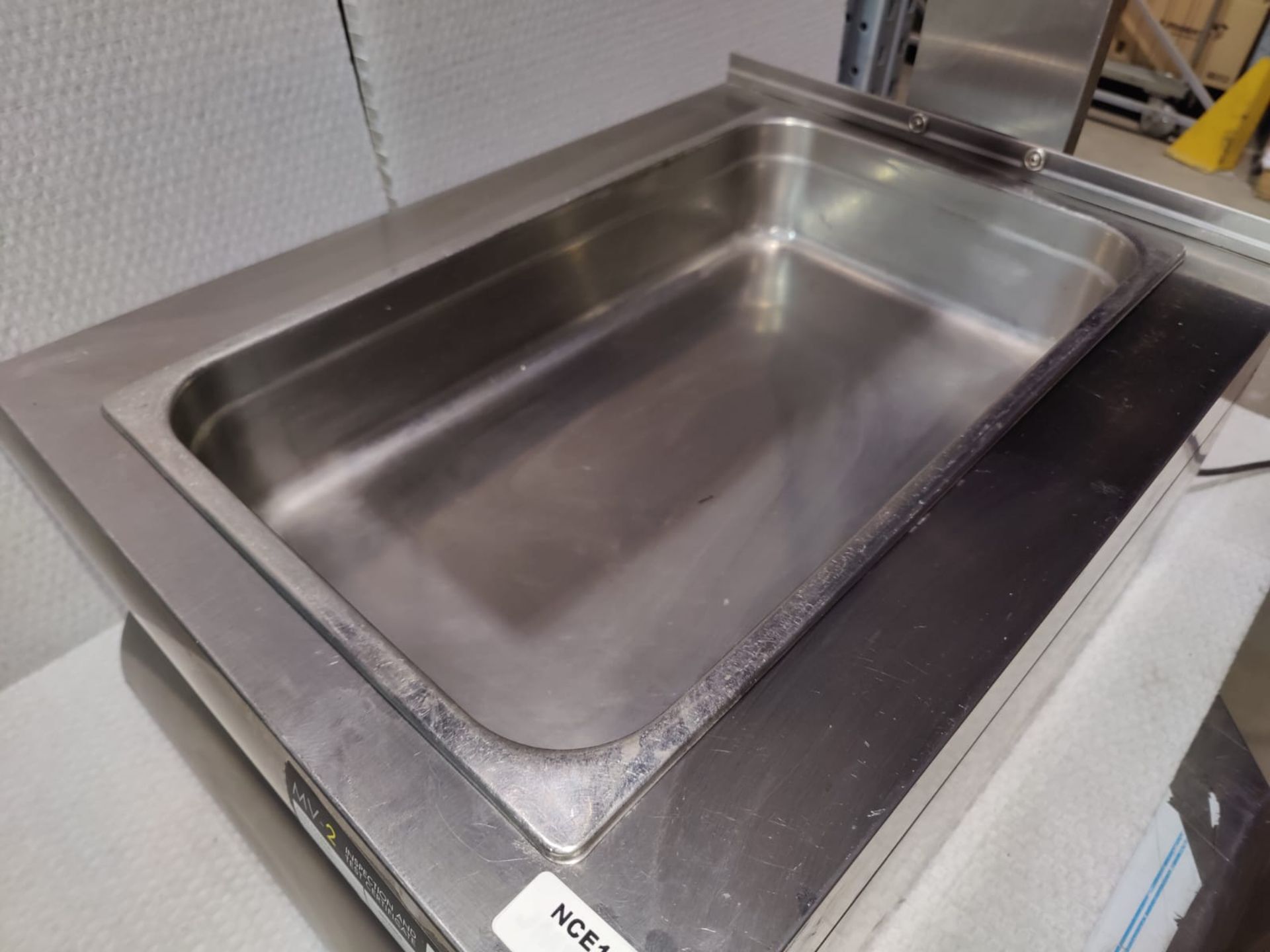 1 x Lincat Silverlink Electric Counter-top Chip Scuttle with Overhead Gantry - Model CS4/G - Image 5 of 11