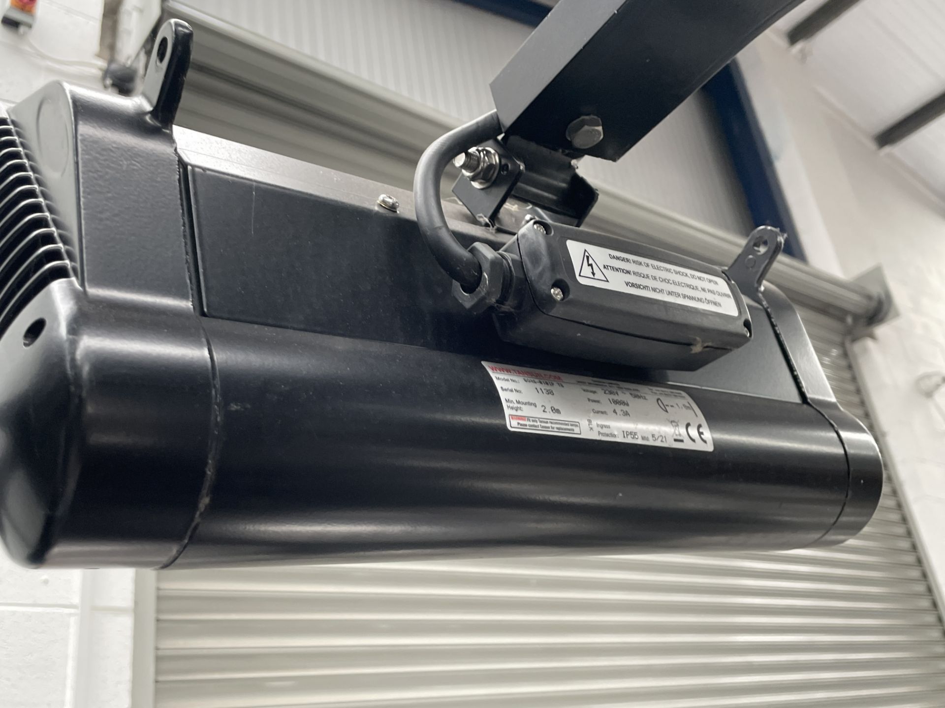 1 x Tansun Sorrento Upright Freestanding Triple Infrared Heater - Suitable for Indoor or Outdoor Use - Image 8 of 9