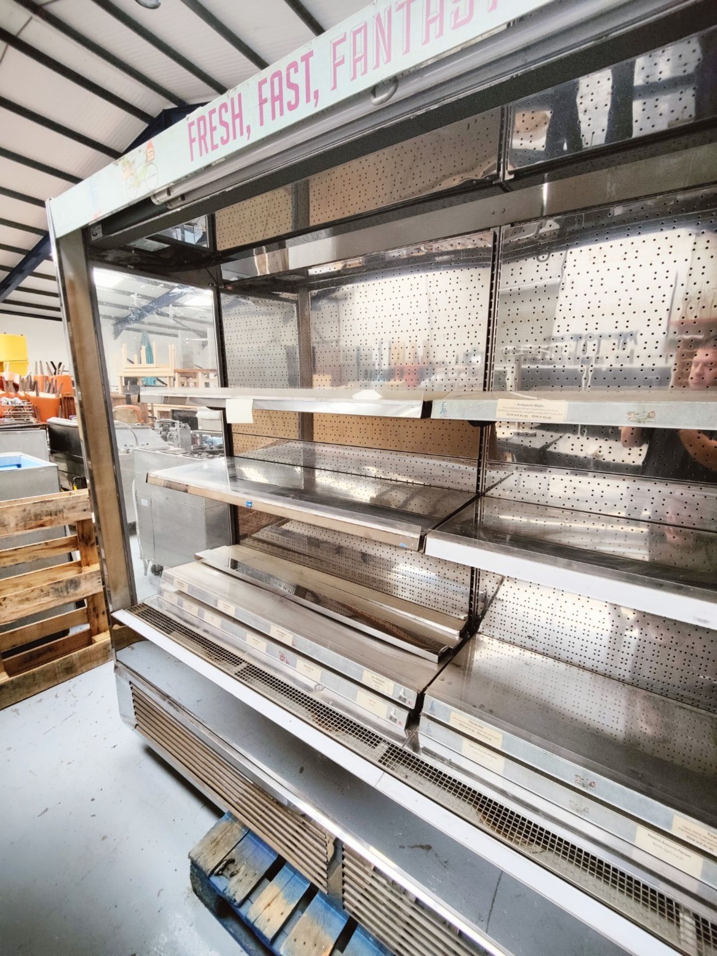 1 x Jupiter mk3 J26 Multi Deck Grab and Go Food and Drink Refrigerated Display Unit - 240v - Image 3 of 15