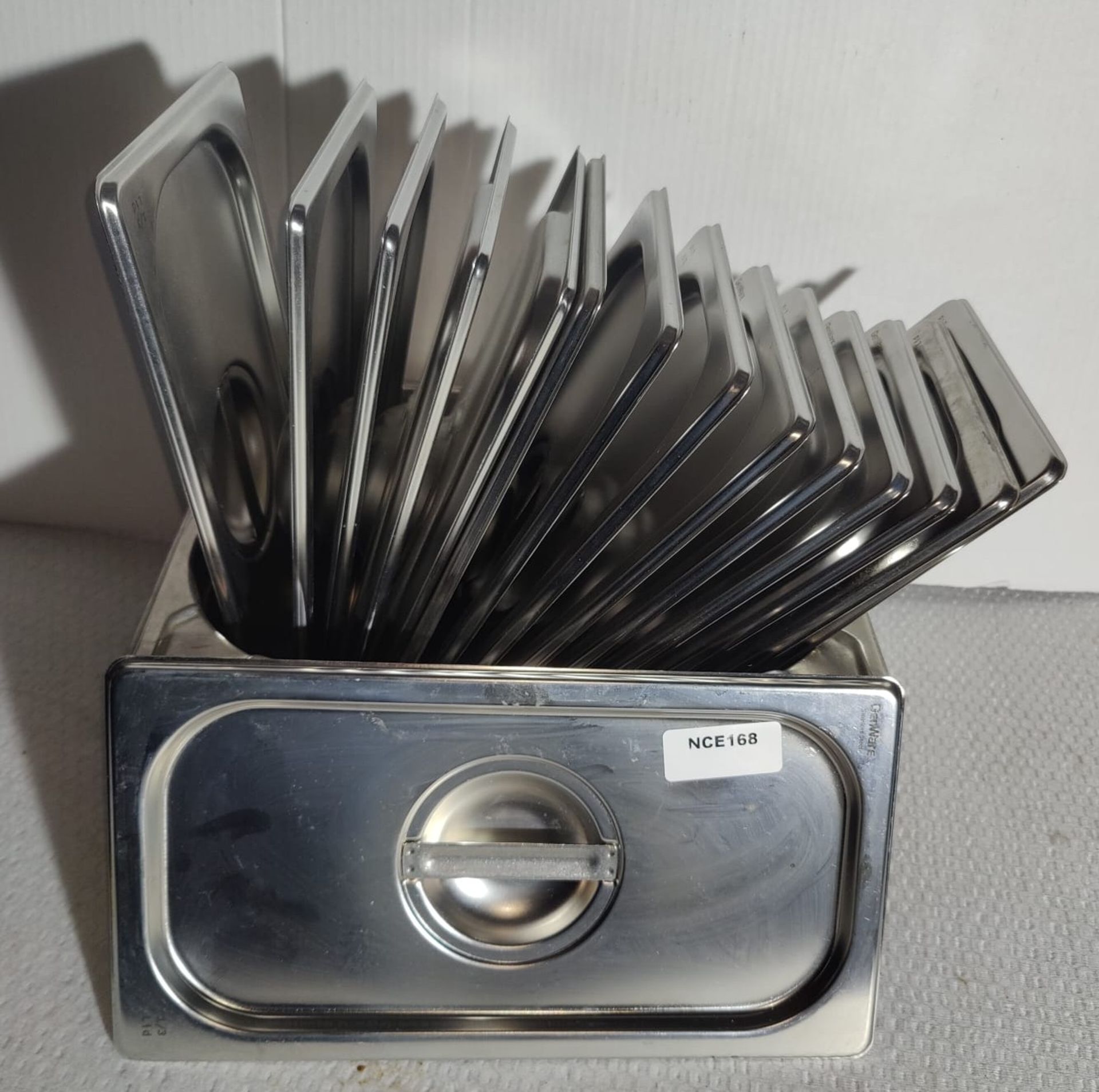 15 x Stainless Steel 1/3 Gastro Pan Lids - Size: 32.5 x 17.5 cms - CL011 - Ref: NCE168 Mez - - Image 4 of 4