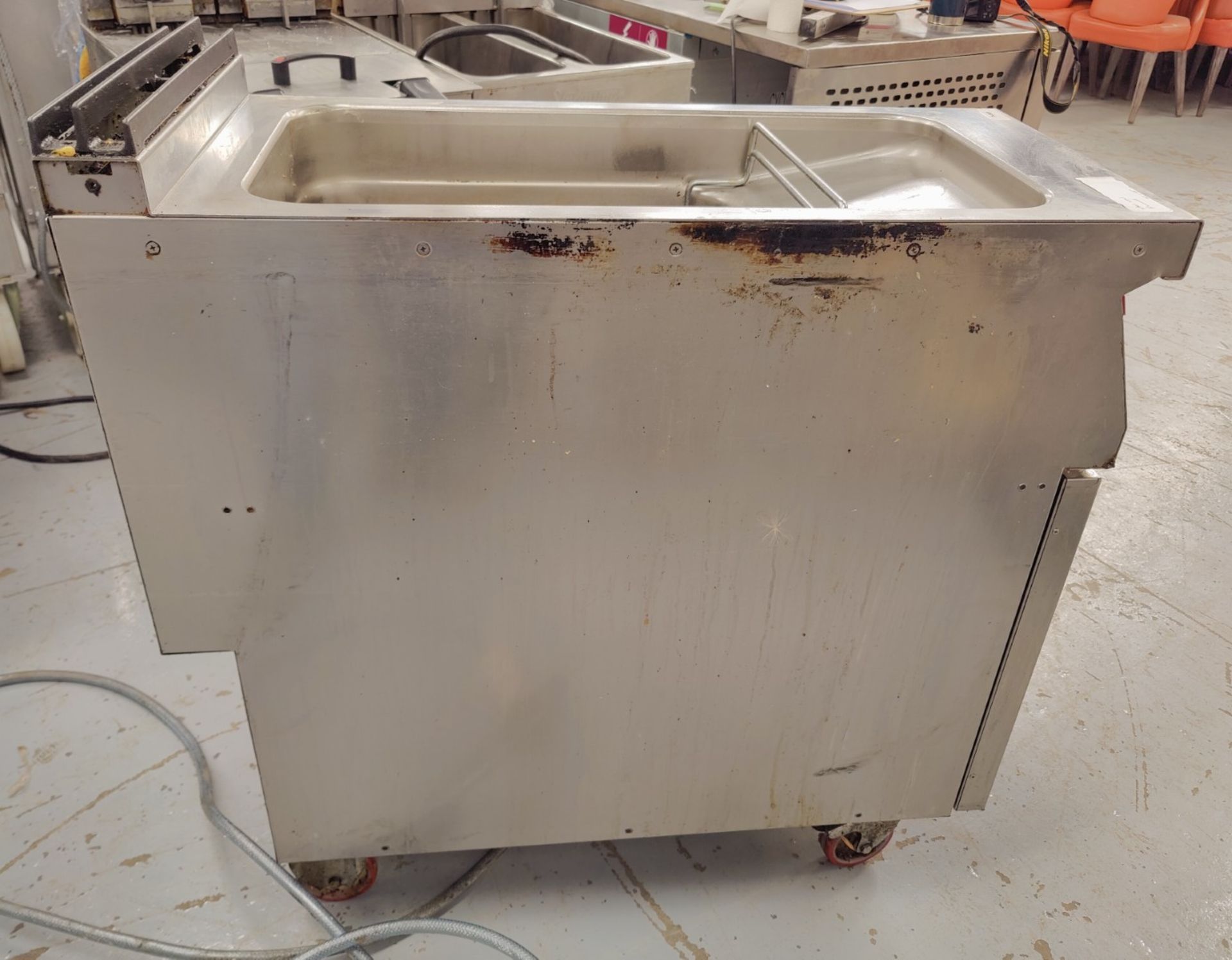 1 x Angelo Po Single Tank Electric Fryer - 3 Phase - Dimensions: H90 x W40 x D91 cms - Image 9 of 14
