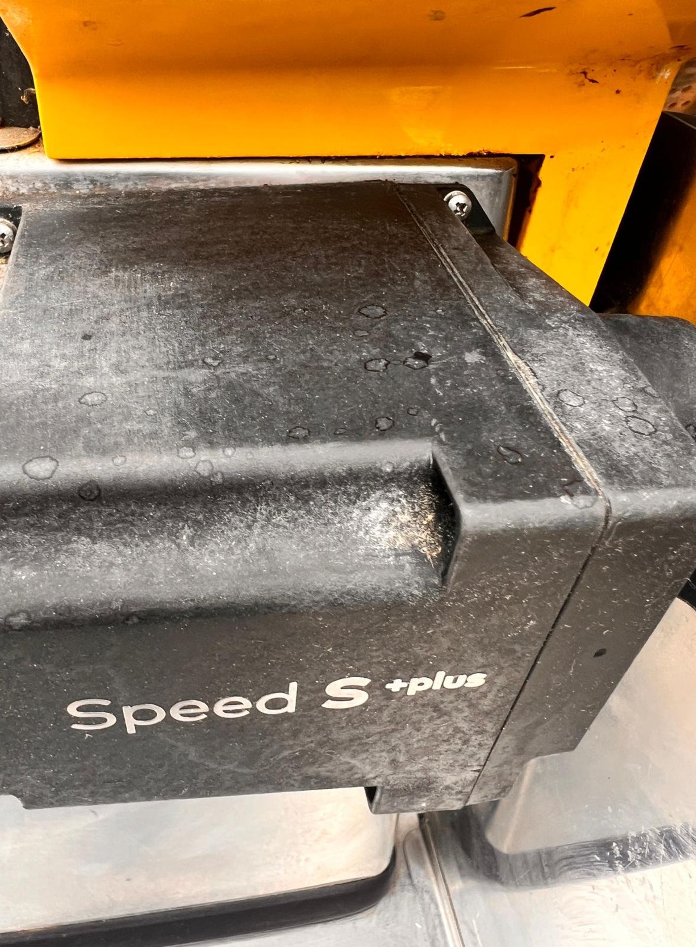 1 x Zumex Speed S plus Self-Service Podium Juicer - Image 5 of 22