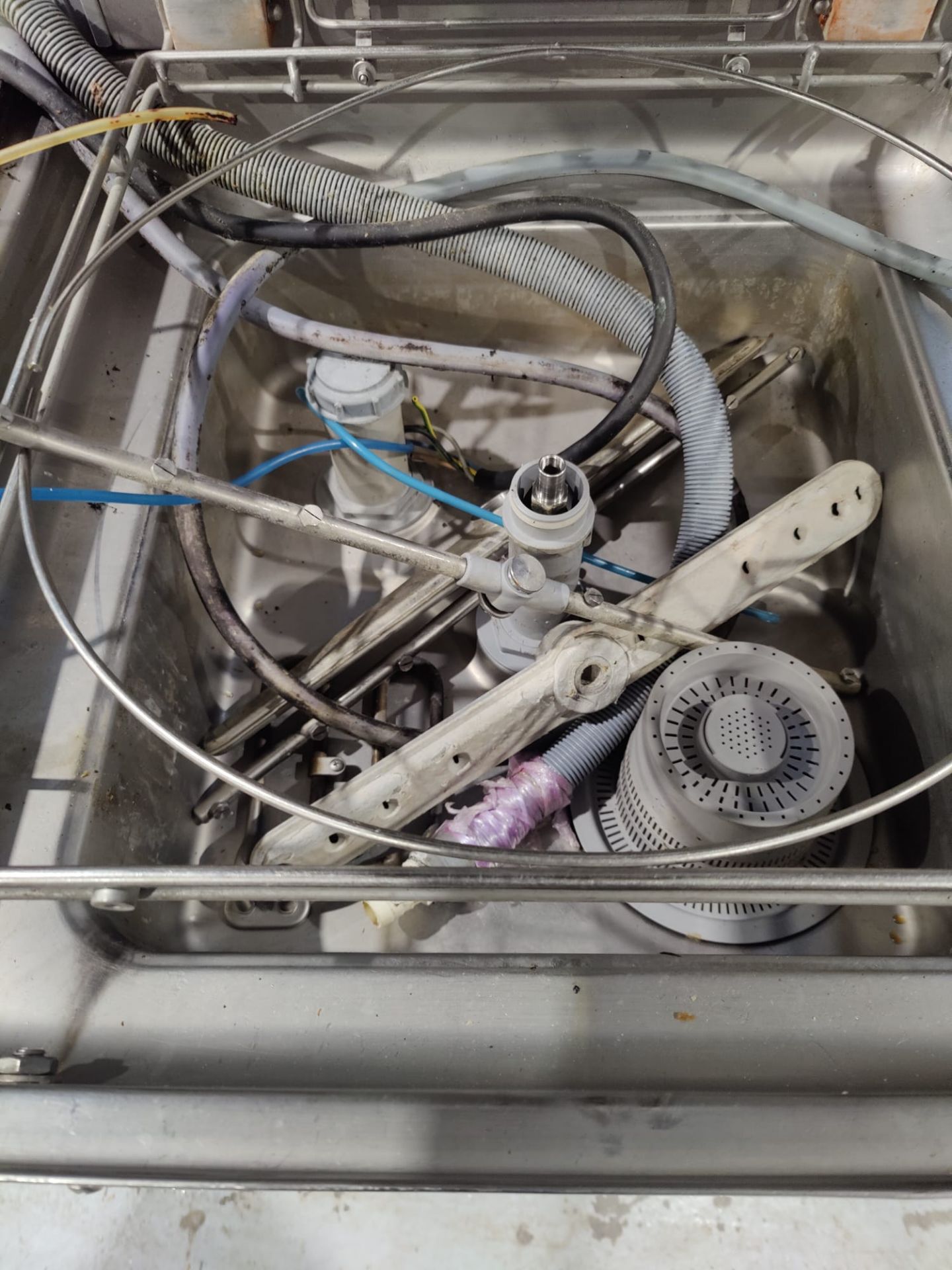 1 x Maidaid Evo 2035WS Commercial Passthrough Dishwasher - Year 2021 - Image 7 of 10