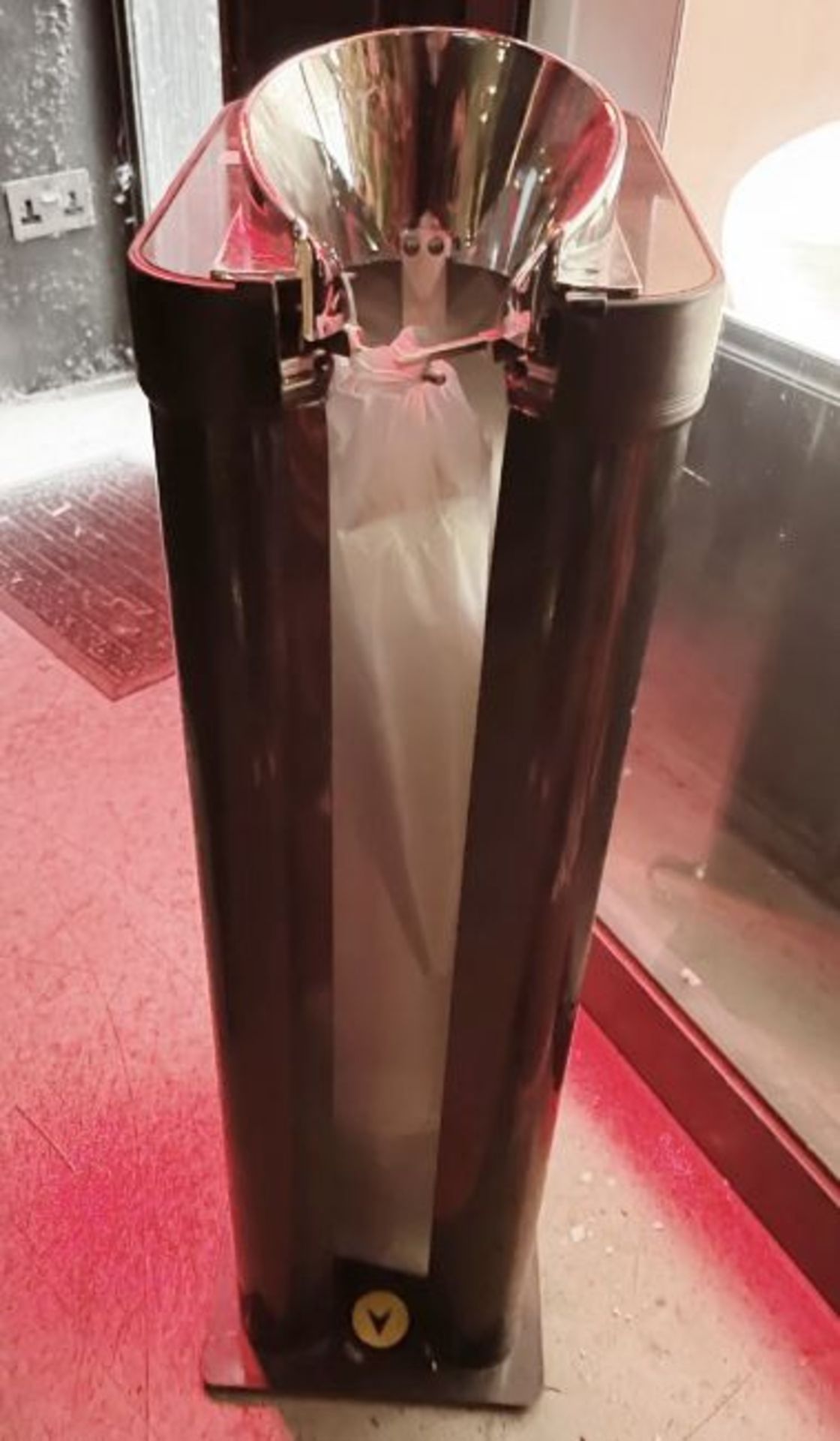 1 x Automatic Wet Umbrella Wrapper - Freestanding Modern Design - Dimensions: H80 x W20 x D30 cms